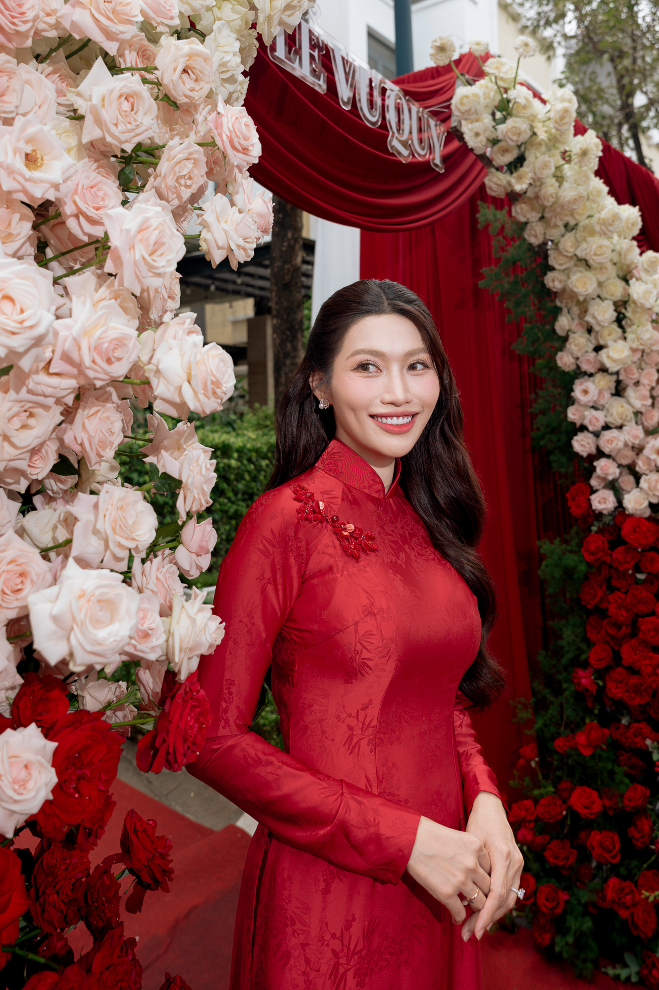 Lễ cưới của á hậu Việt và chồng CEO- Ảnh 7. Lễ cưới của á hậu Việt và chồng CEO- Ảnh 7.