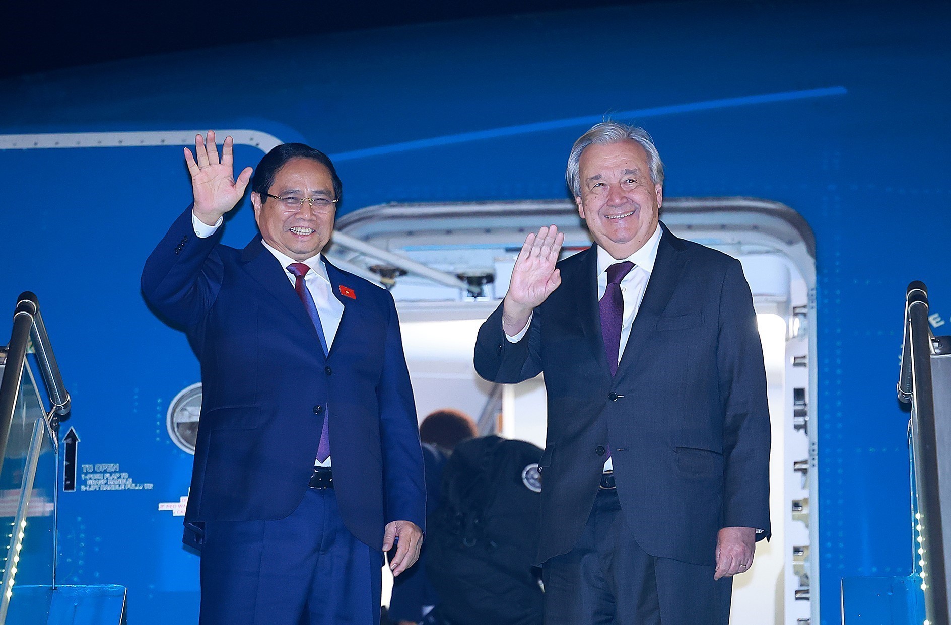 Thủ tướng và Tổng Thư ký Liên Hiệp Quốc cùng lên đường tham dự hội nghị ASEAN - Ảnh 1.