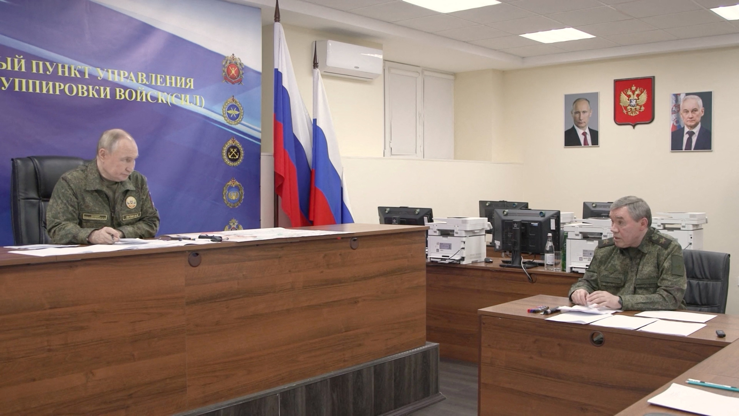 Chiến sự Ukraine ngày 1.341: Nga thử tên lửa 'vô hạn tầm’, bao vây 10.000 lính Ukraine? - Ảnh 1.