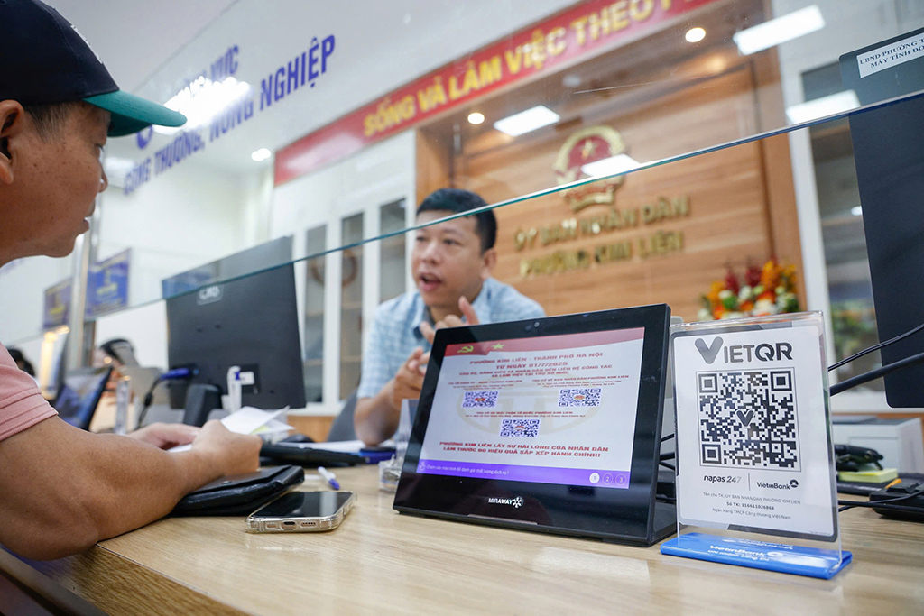 Đưa đất nước cất cánh với tinh gọn bộ máy trong kỷ nguyên mới - Ảnh 1. Đưa đất nước cất cánh với tinh gọn bộ máy trong kỷ nguyên mới - Ảnh 1.