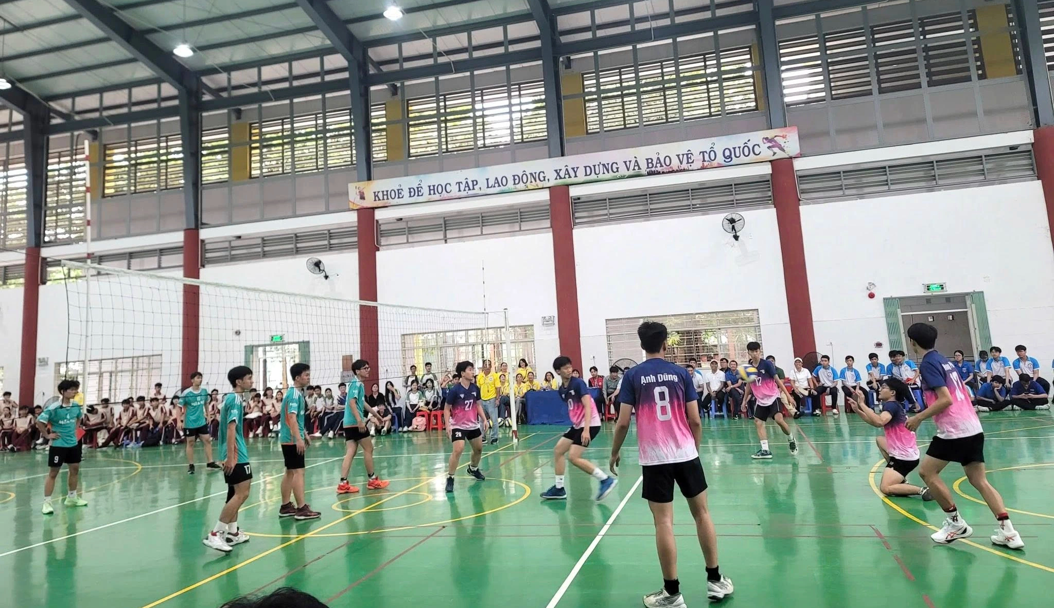 Sportfestivaler för att förbättra moral och talanger hos studenter i Ho Chi Minh-staden - Foto 3. Những ngày hội thể thao rèn đức luyện tài của học sinh TP.HCM- Ảnh 3.