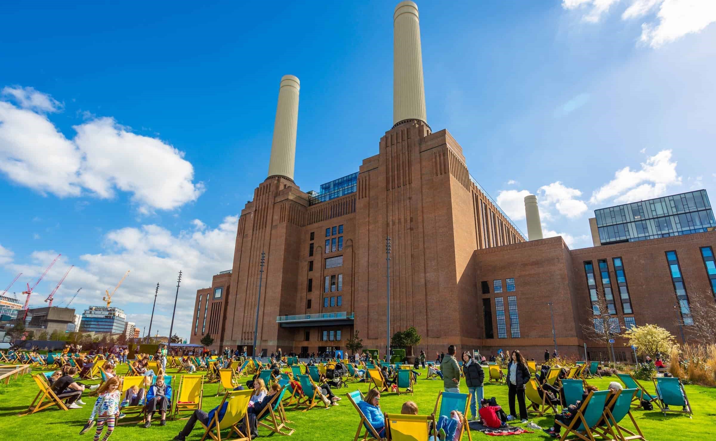 S P Setia, hành trình chinh phục châu Âu và chuẩn mực ‘đúng giá trị’ Việt Nam - Ảnh 1. S P Setia, hành trình chinh phục châu Âu và chuẩn mực ‘đúng giá trị’ Việt Nam - Ảnh 1.