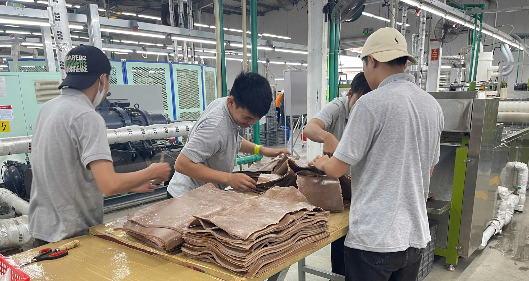 Còn 3 tháng nữa là tết, có nên nghỉ việc?