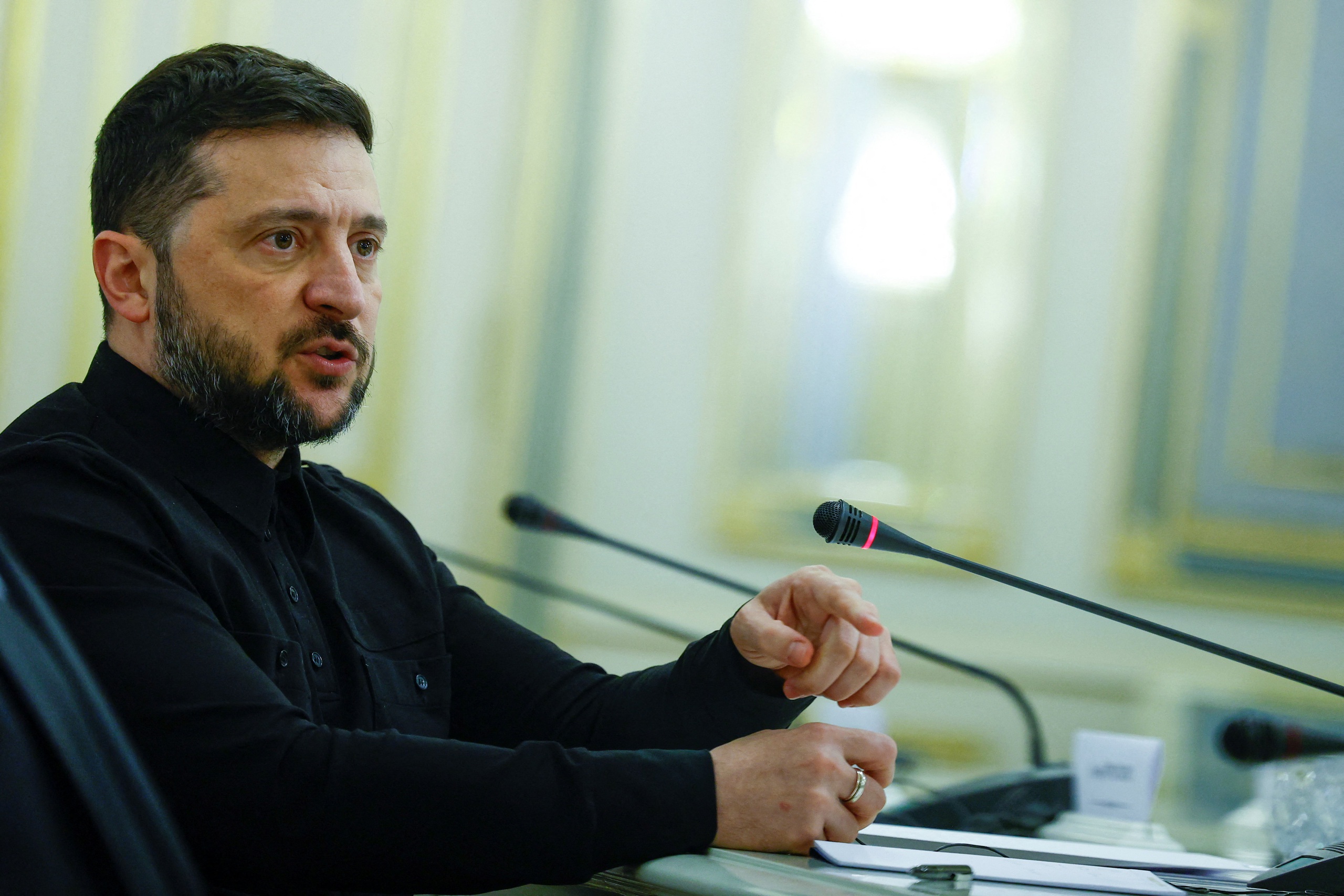 Chiến sự Ukraine ngày 1.343: Ông Zelensky nói về Pokrovsk, mong muốn đàm phán với Nga - Ảnh 1.
