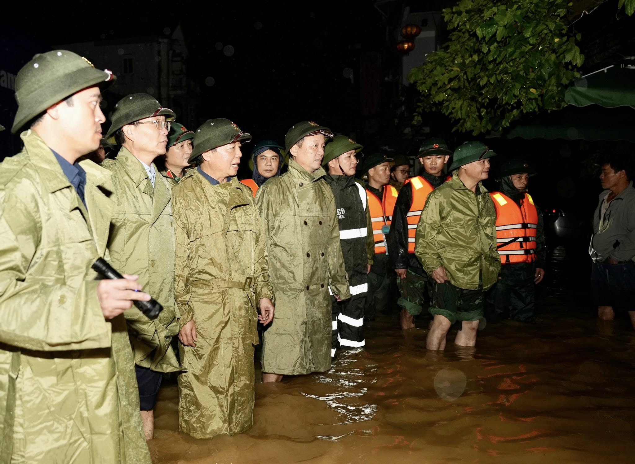 - Ảnh 1.  - Ảnh 1.