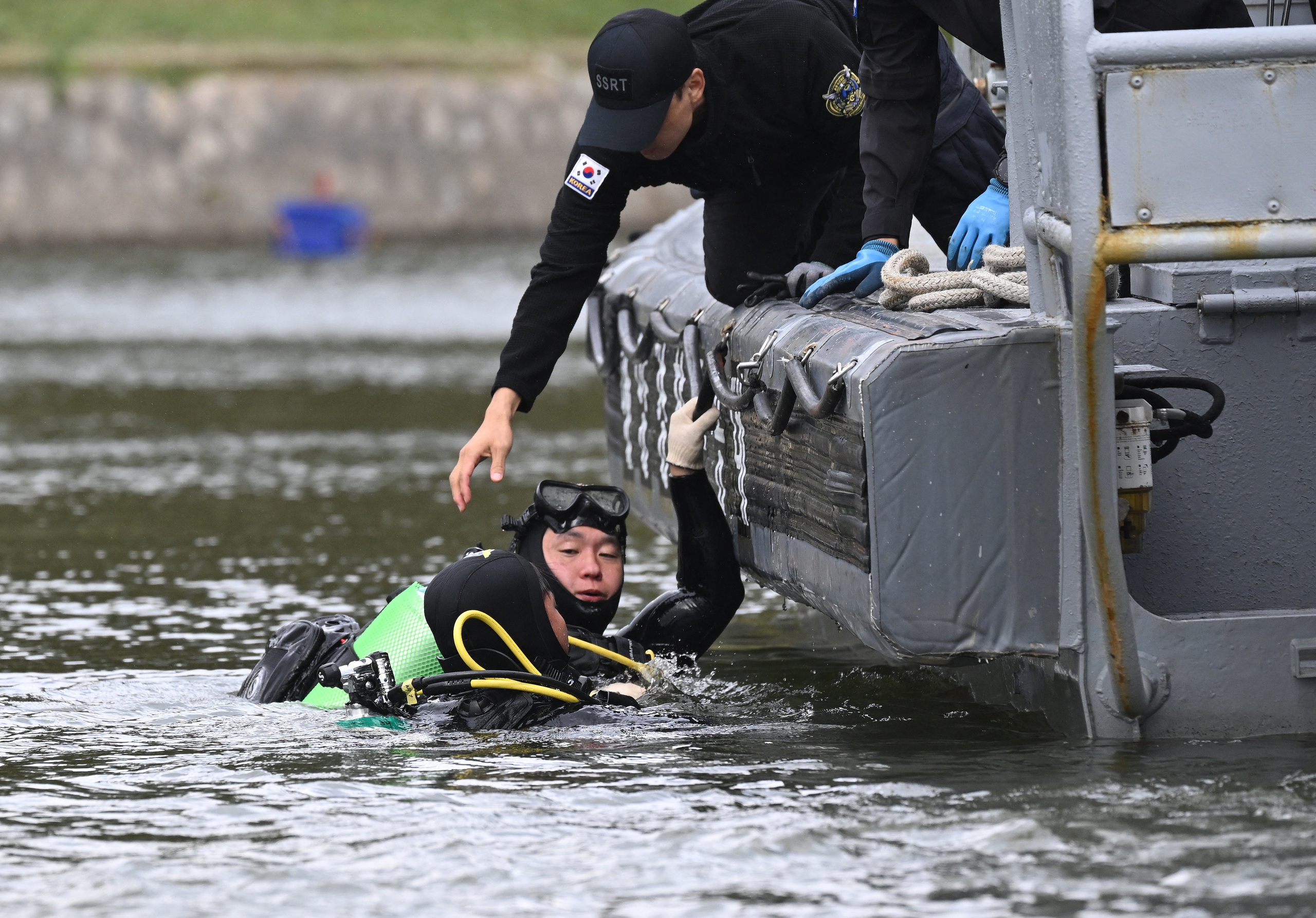 Hàn Quốc xây 'pháo đài' bảo vệ hội nghị APEC - Ảnh 3.