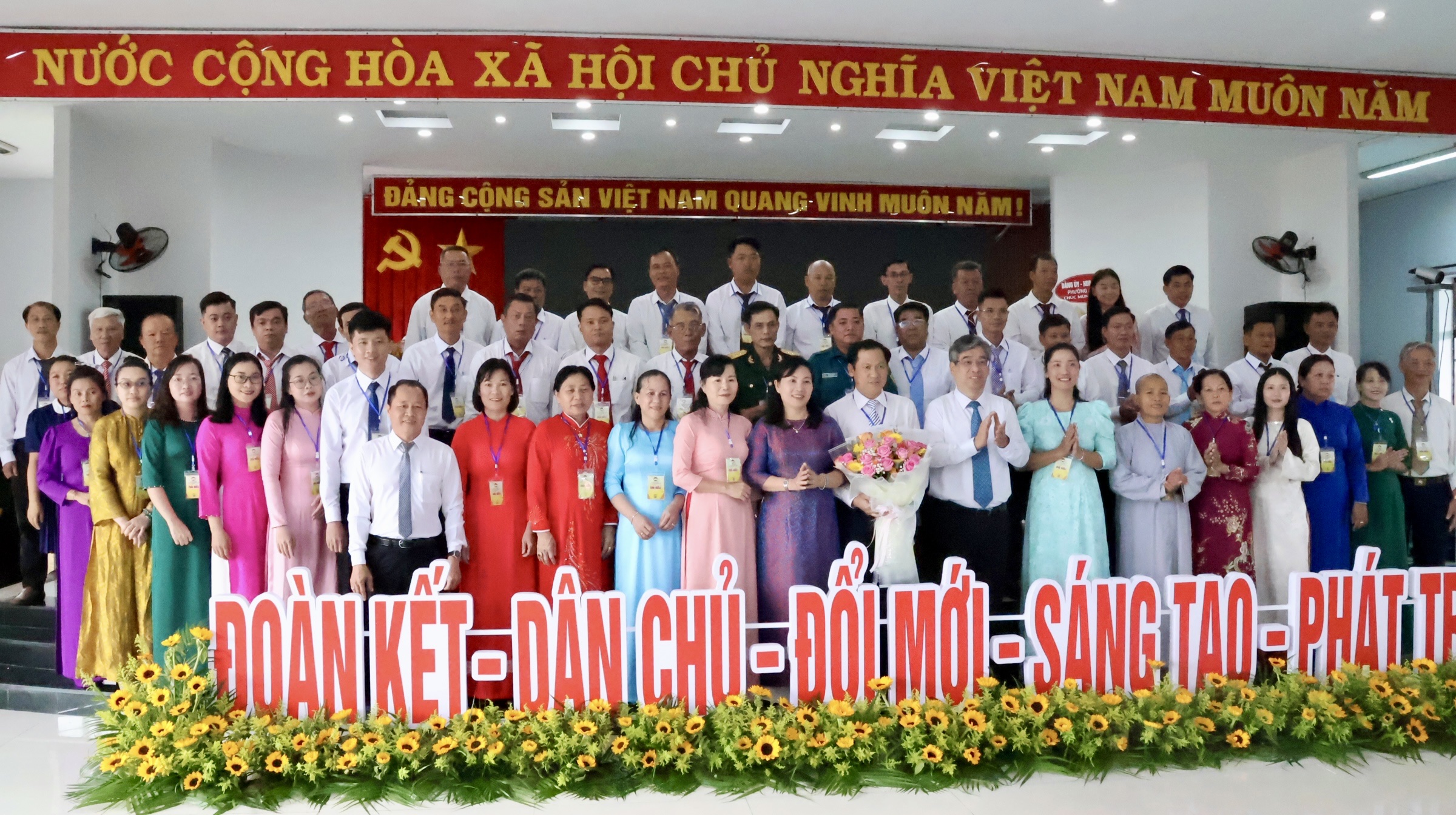 - Ảnh 3.  - Ảnh 3.