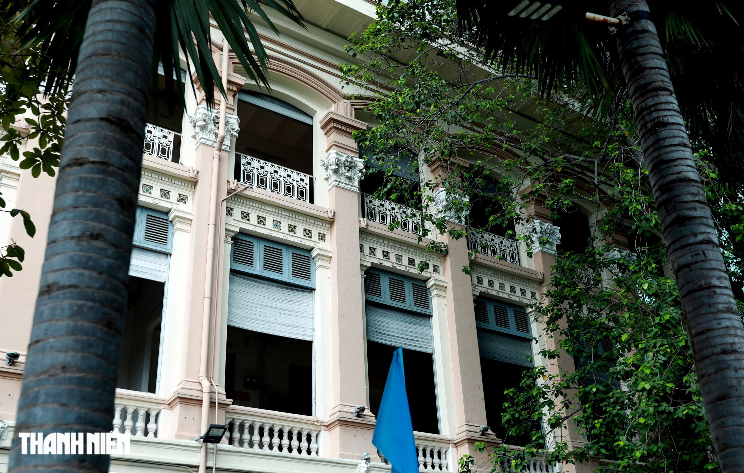 T&ograve;a nh&agrave; hơn 100 năm ở TP.HCM mang dấu ấn kiến tr&uacute;c Ph&aacute;p Độc đ&aacute;o - Ảnh 14.