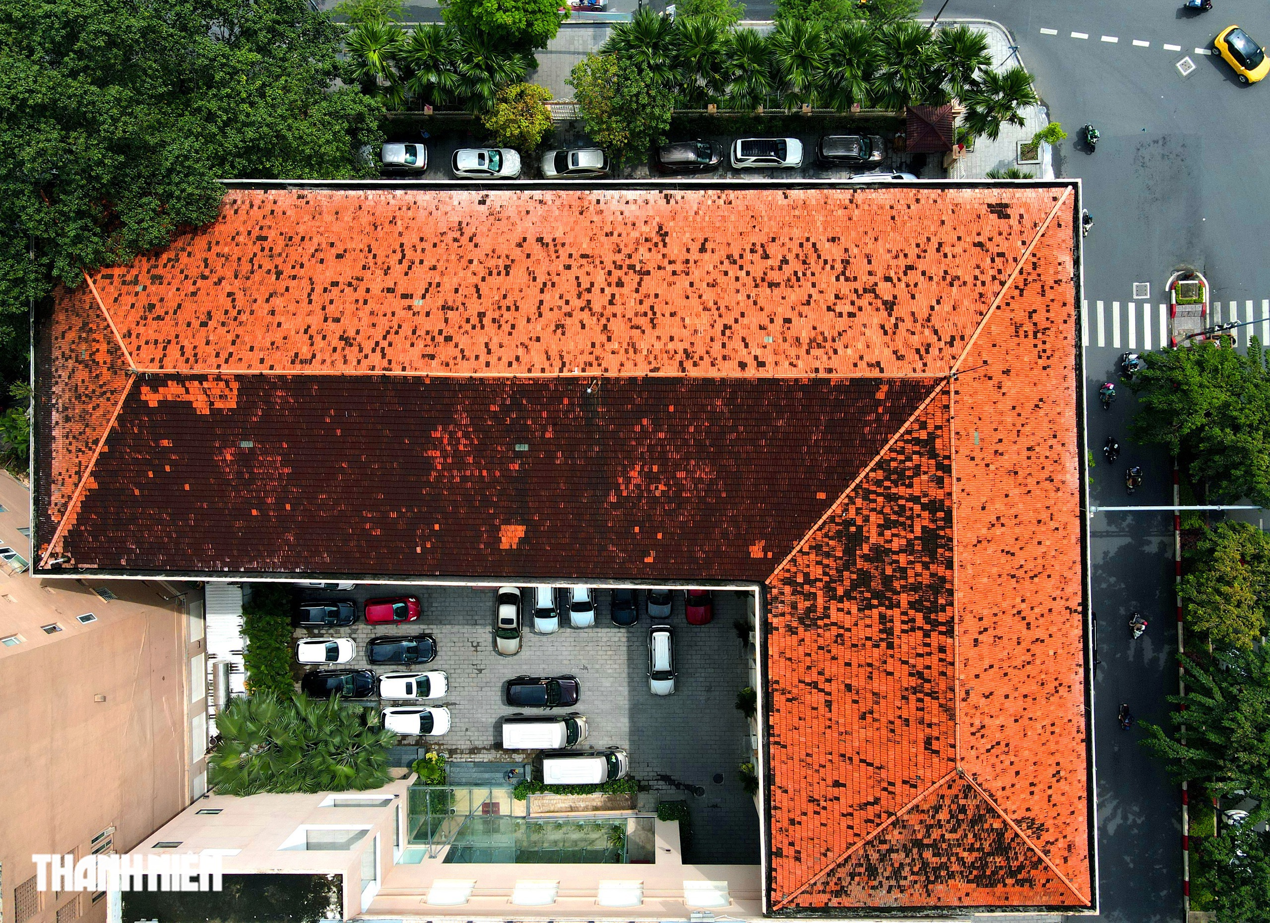 T&ograve;a nh&agrave; hơn 100 năm ở TP.HCM mang dấu ấn kiến tr&uacute;c Ph&aacute;p Độc đ&aacute;o - Ảnh 13.