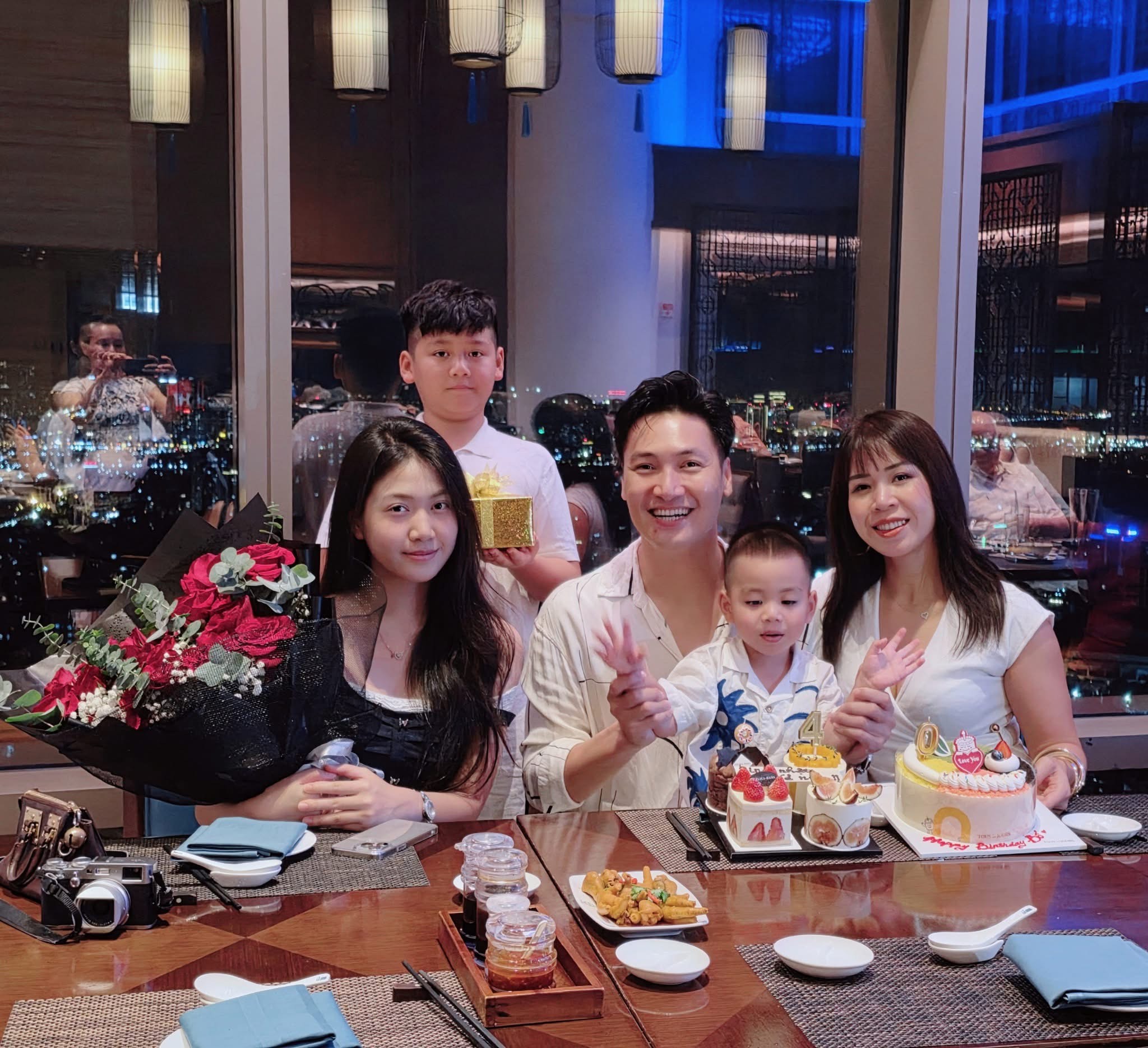 Tái xuất phim giờ vàng, ‘soái ca’ màn ảnh tiết lộ lý do từ chối cảnh hôn- Ảnh 2. Tái xuất phim giờ vàng, ‘soái ca’ màn ảnh tiết lộ lý do từ chối cảnh hôn- Ảnh 2.