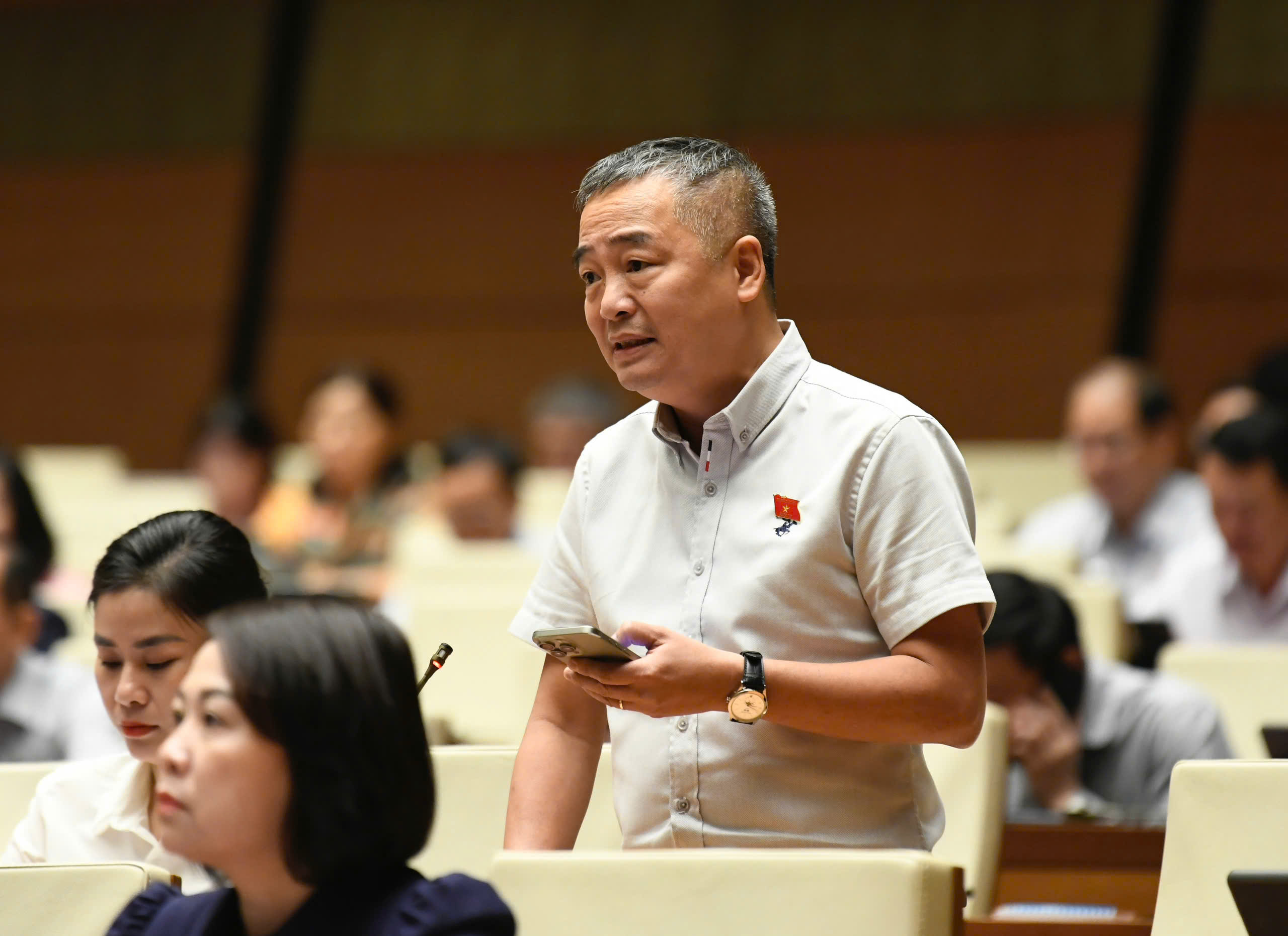 Vì sao sạt lở, lũ lụt nghiêm trọng ngày càng tăng?- Ảnh 1.