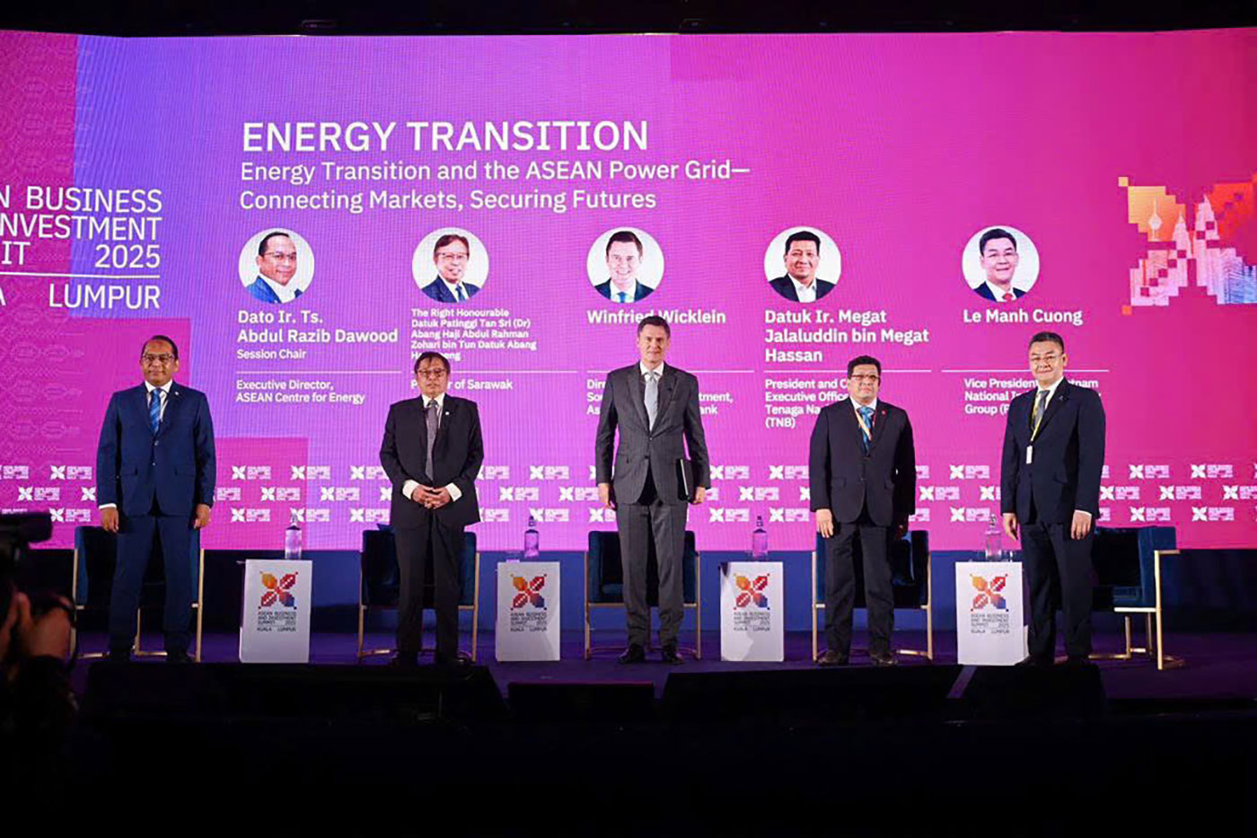 Petrovietnam sẵn sàng hợp tác, thúc đẩy kết nối xây dựng lưới điện ASEAN- Ảnh 1. Petrovietnam sẵn sàng hợp tác, thúc đẩy kết nối xây dựng lưới điện ASEAN- Ảnh 1.