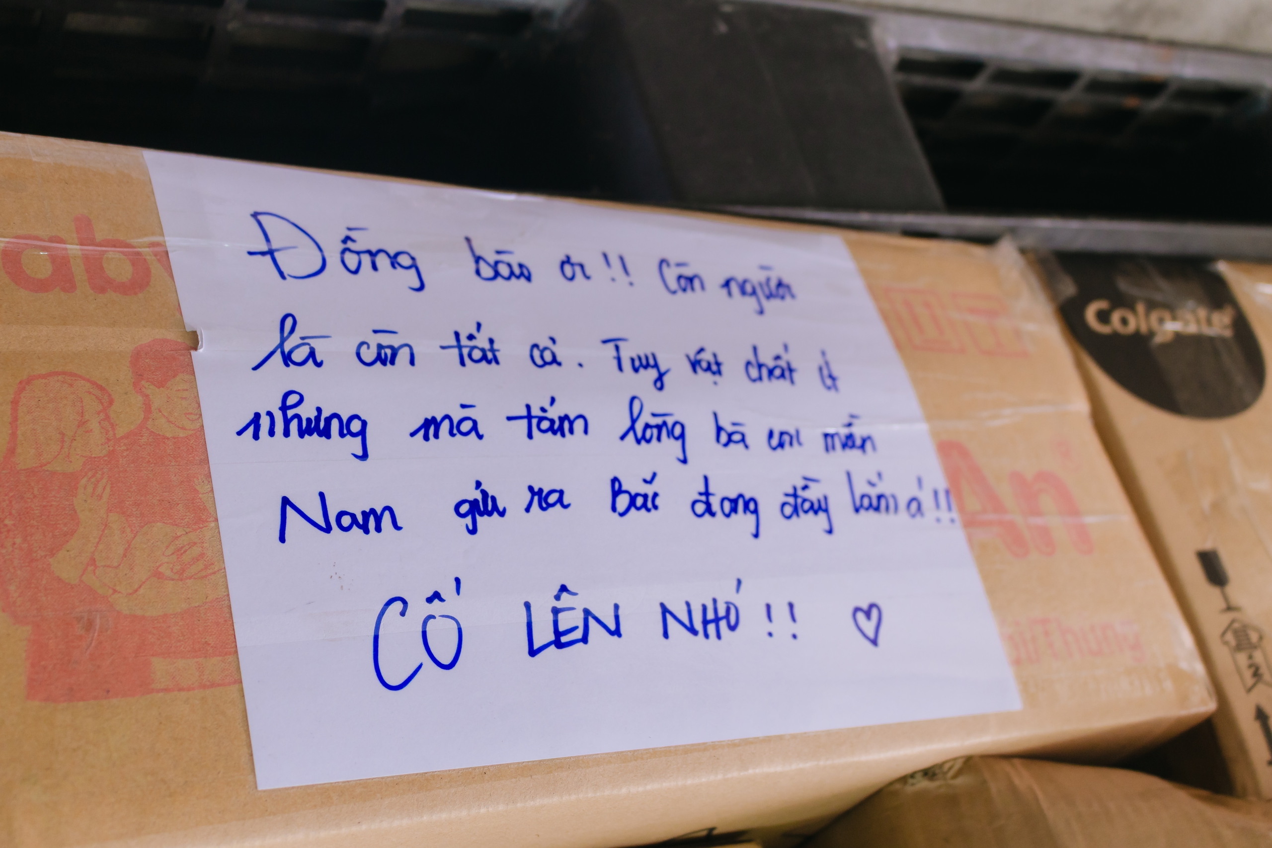 MTTQ TP.HCM tiếp nhận tiền cứu trợ - Ảnh 2.