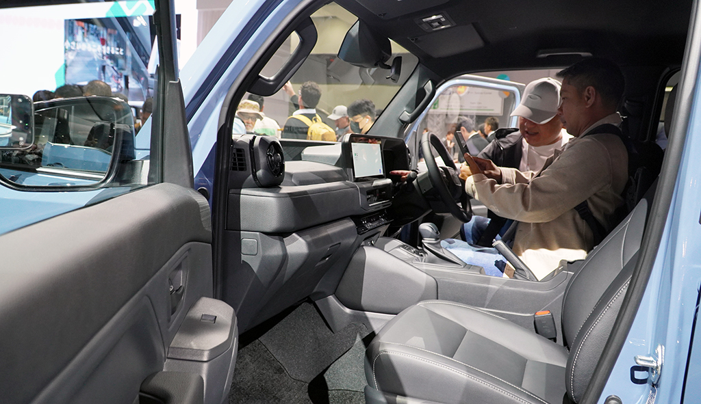 Toyota Land Cruiser FJ xuất hiện tại Japan Mobility Show 2025, chốt ng&agrave;y về Việt Nam - Ảnh 6.