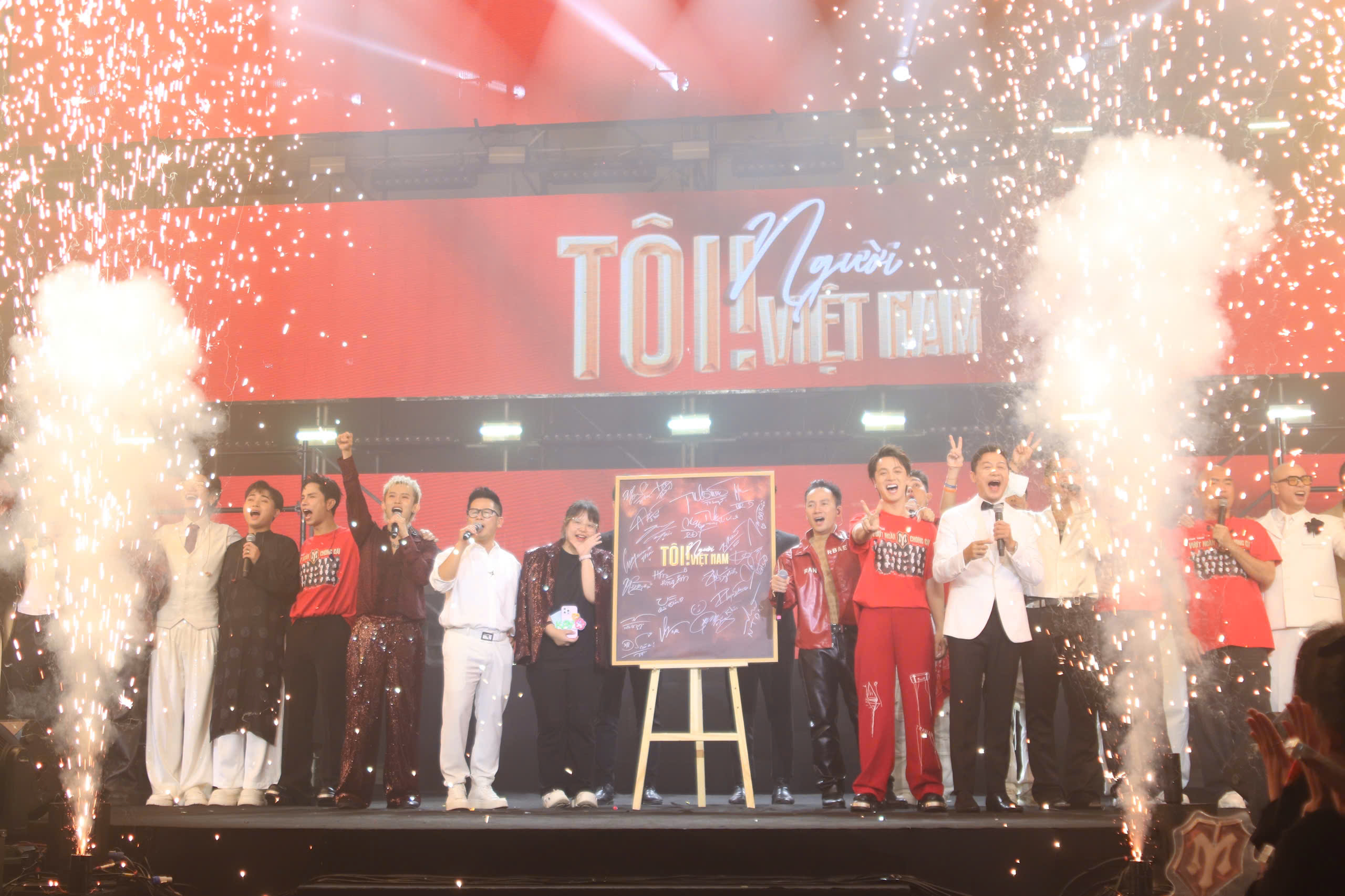 Dàn 'anh tài' tổ chức đêm nhạc, góp gần 1 tỉ đồng khắc phục bão lũ- Ảnh 4.