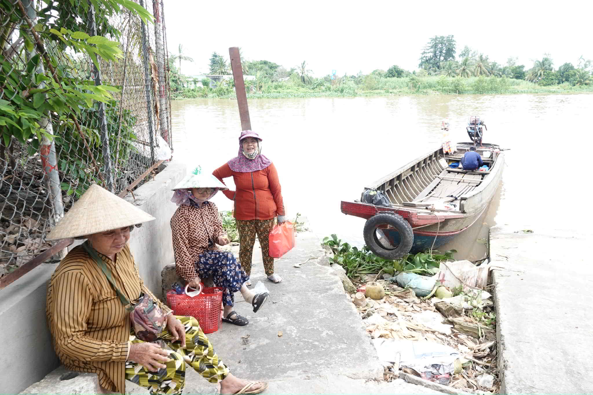 Cần Thơ: Ph&agrave; dừng hoạt động, người d&acirc;n lao đao v&igrave; cảnh 'qua s&ocirc;ng lụy đ&ograve;' - Ảnh 2.