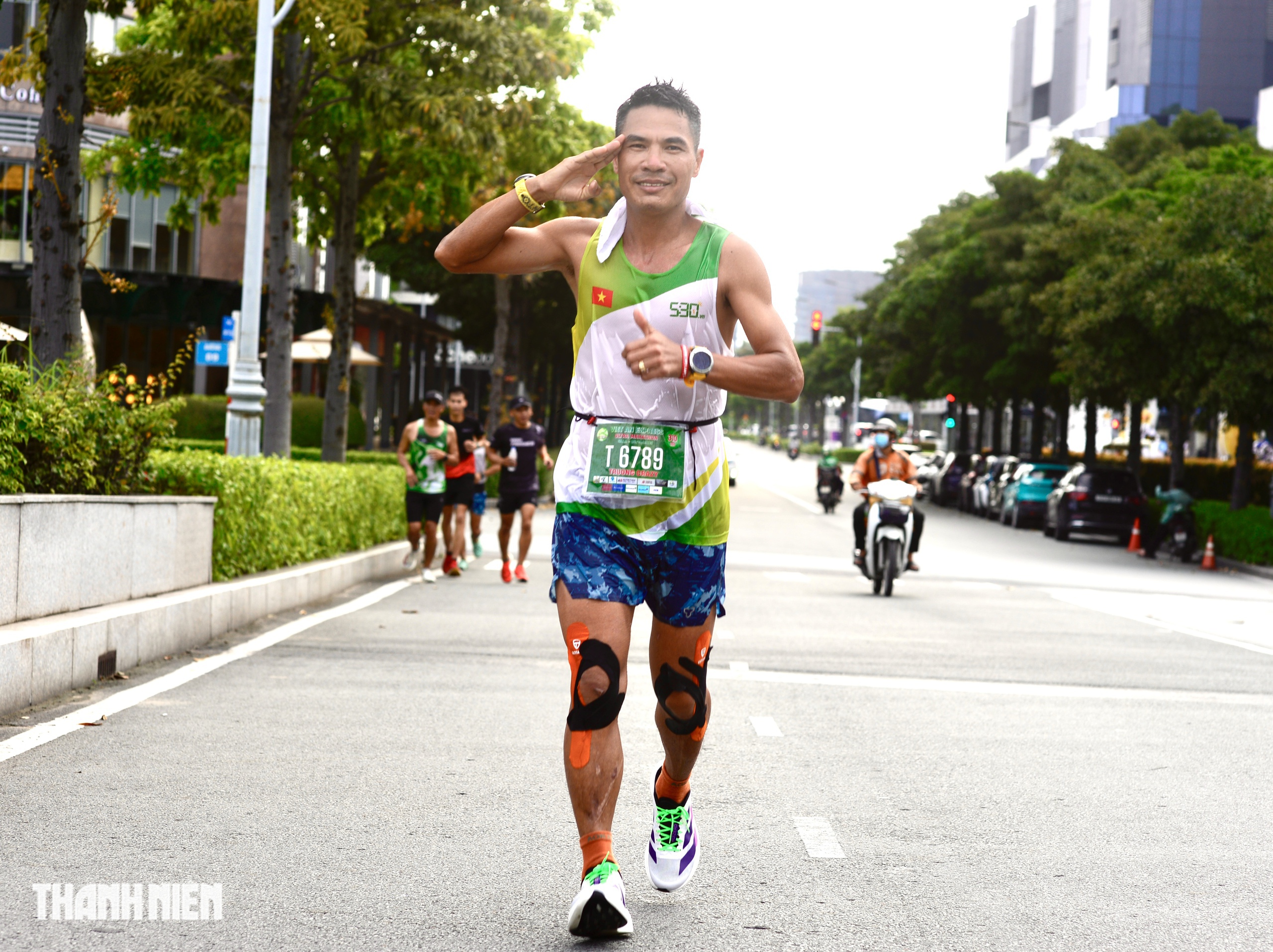 Ảnh đẹp tr&ecirc;n h&agrave;nh tr&igrave;nh chạy bộ 310 km trong hơn 56 tiếng của 'Trường đi&ecirc;n' - Ảnh 1.