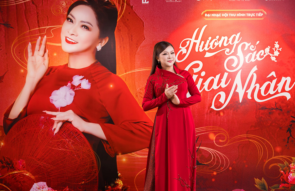 Η Nhu Quynh δοκιμάζει τις δυνάμεις της στην υποκριτική στην ταινία «Το Άρωμα μιας Ομορφιάς» - Φωτογραφία 1. Như Quỳnh thử sức diễn kịch trong 'Hương sắc giai nhân'- Ảnh 1.