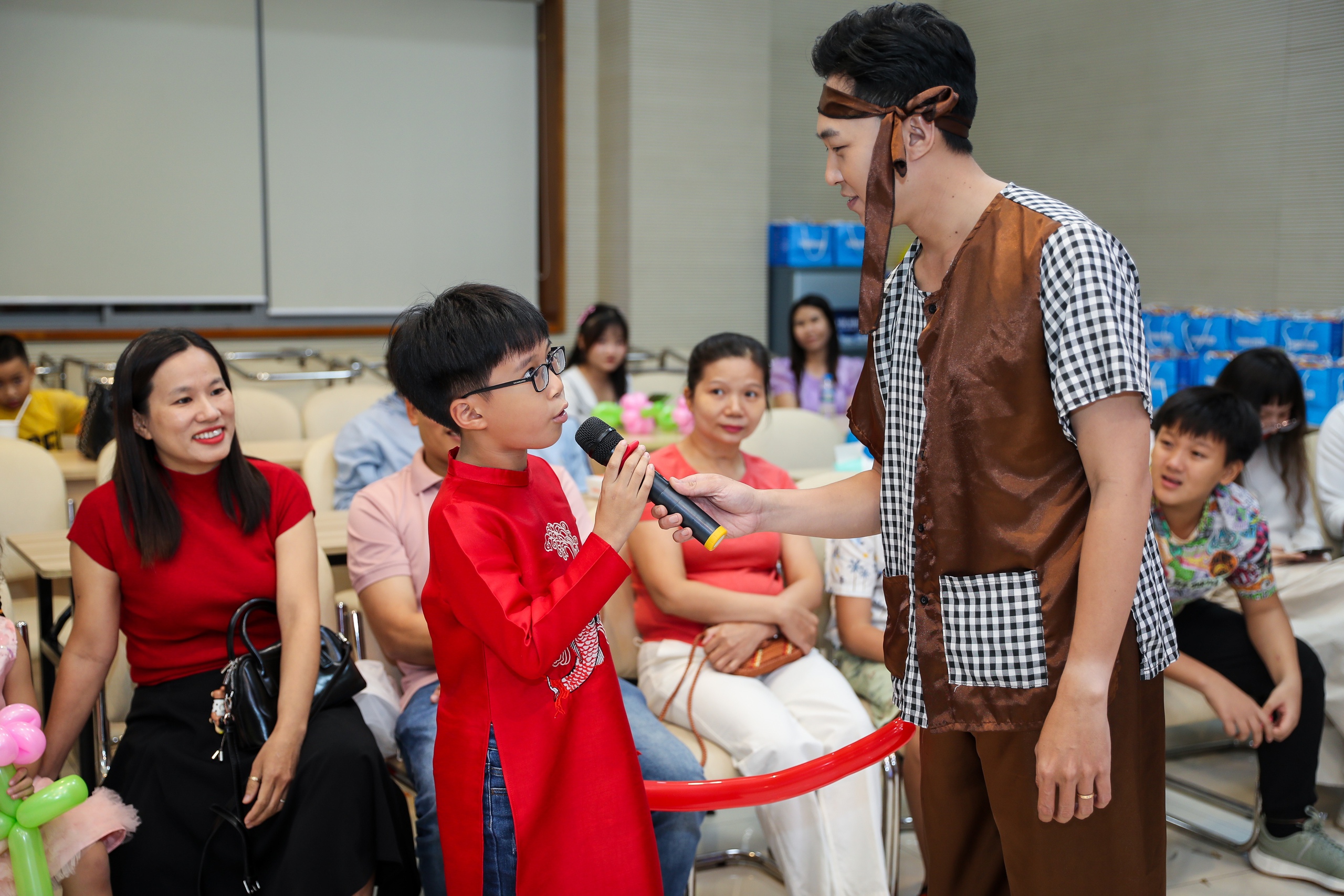 'Trung thu vui nhất m&agrave; em từng biết'- Ảnh 15.