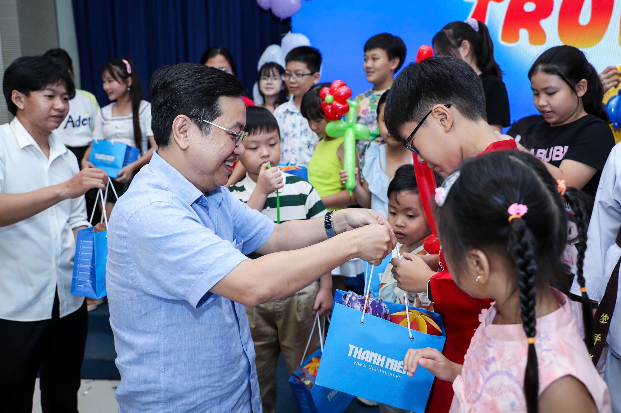 'Trung thu vui nhất m&agrave; em từng biết'- Ảnh 10.