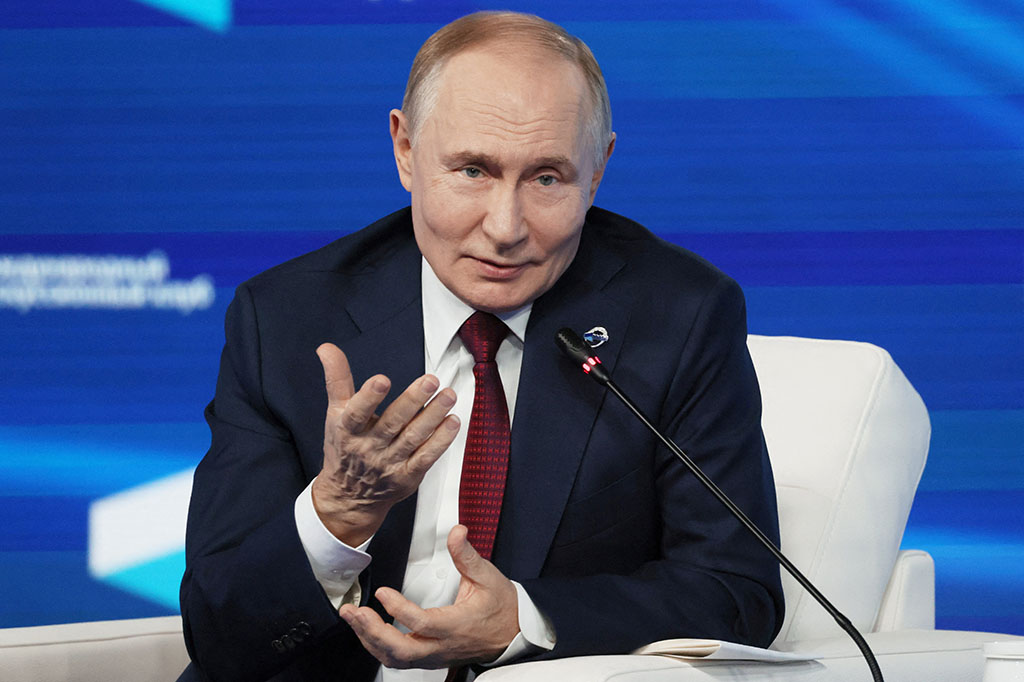 Ông Putin đáp trả ông Trump, NATO - Ảnh 1.