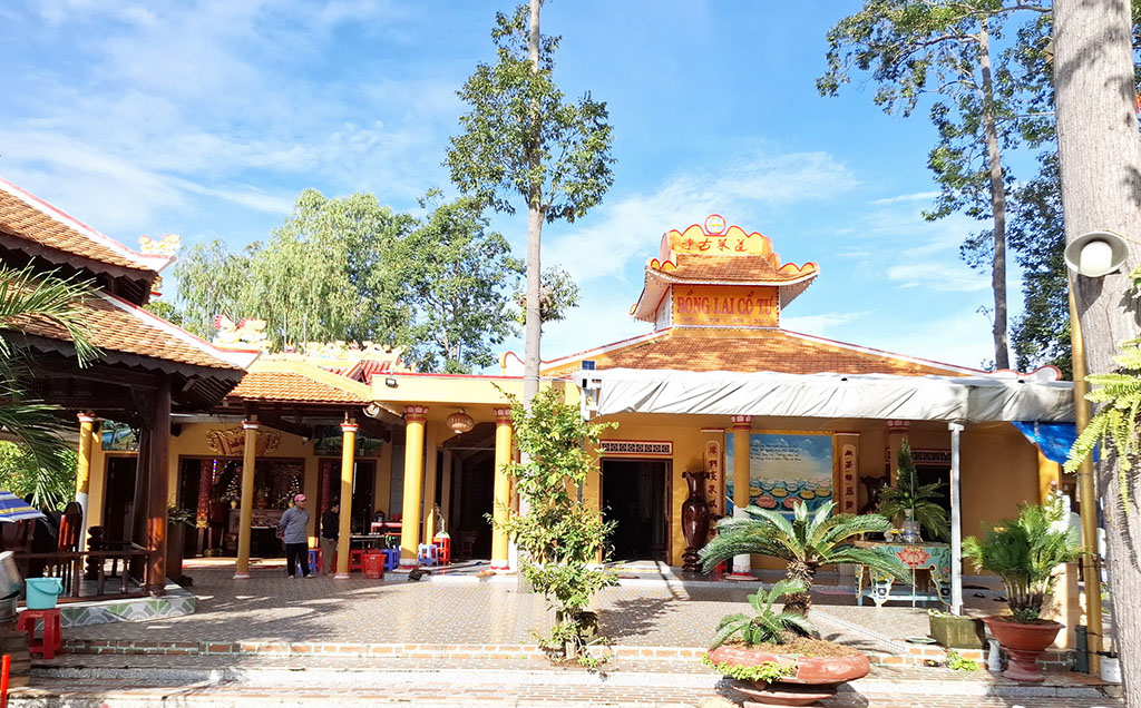 អាថ៍កំបាំងភ្នំប្រាំពីរ៖ ថេប និងស្តូបនៅវត្តបឹងឡៃ - រូបថត ១. Thất sơn huyền bí: Thẻ bài và bia trấn yểm ở chùa Bồng Lai- Ảnh 1.