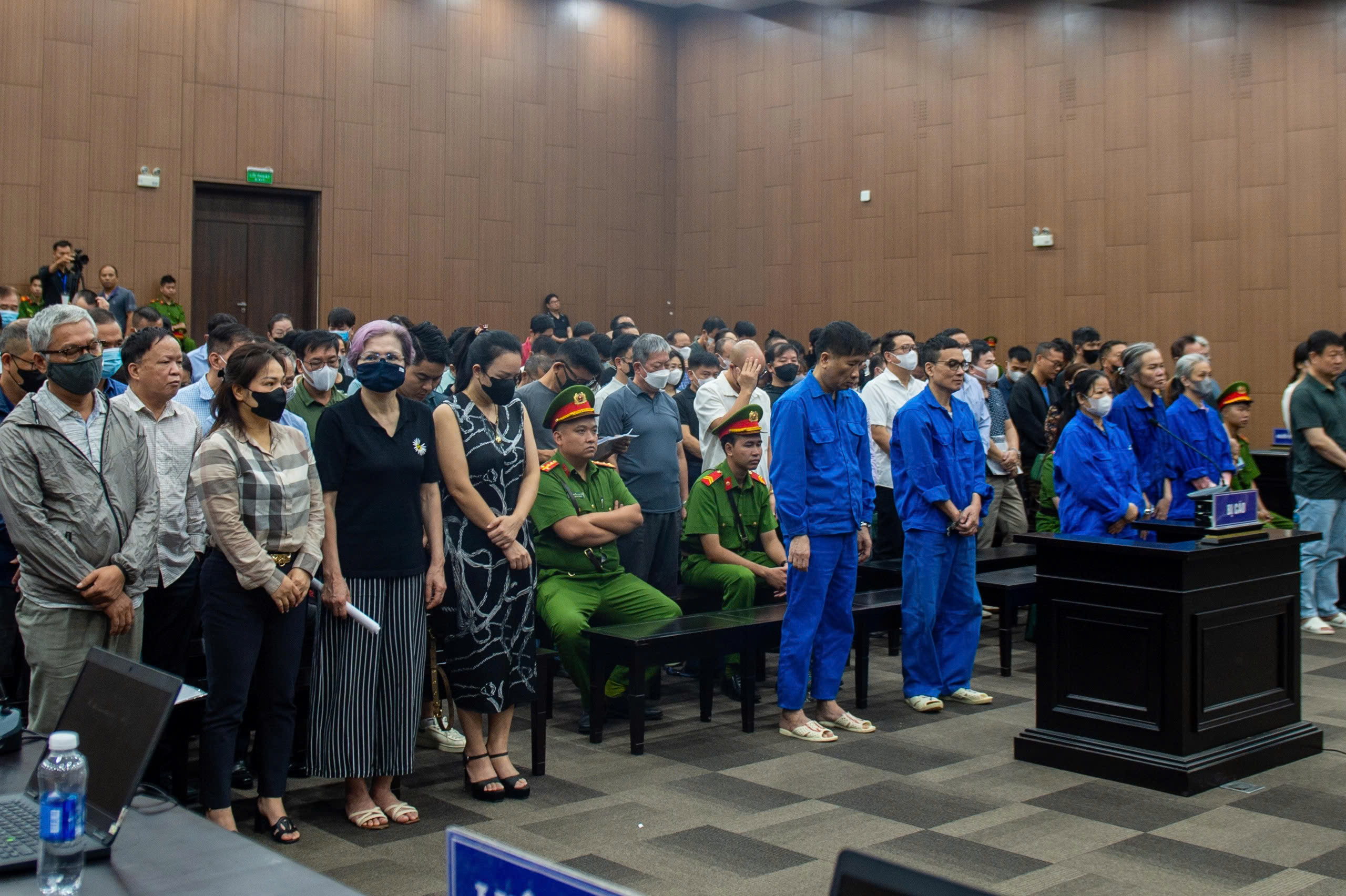 Một 'lao động tự do' xuống hơn 41 tỉ đồng cho 1 lần đánh bạc tại khách sạn Pullman- Ảnh 1. Một 'lao động tự do' xuống hơn 41 tỉ đồng cho 1 lần đánh bạc tại khách sạn Pullman- Ảnh 1.