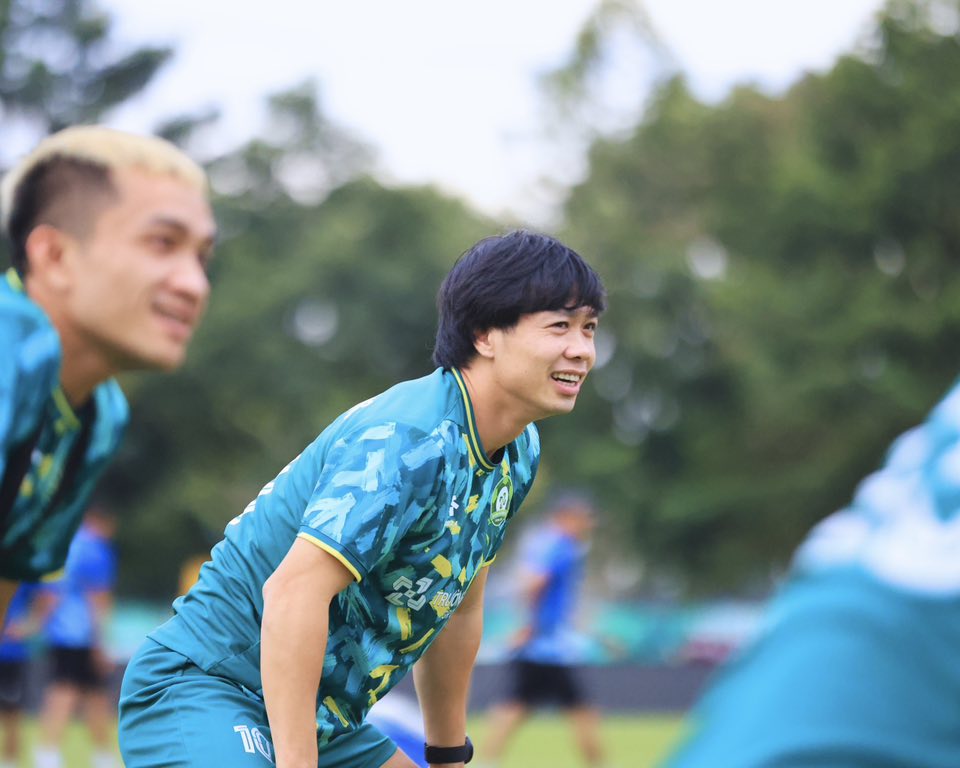 Công Phượng trở lại, Trường Tươi Đồng Nai trình làng hàng công nguyên tử với Minh Vương - Ảnh 2. Công Phượng trở lại, Trường Tươi Đồng Nai trình làng hàng công nguyên tử với Minh Vương - Ảnh 2.