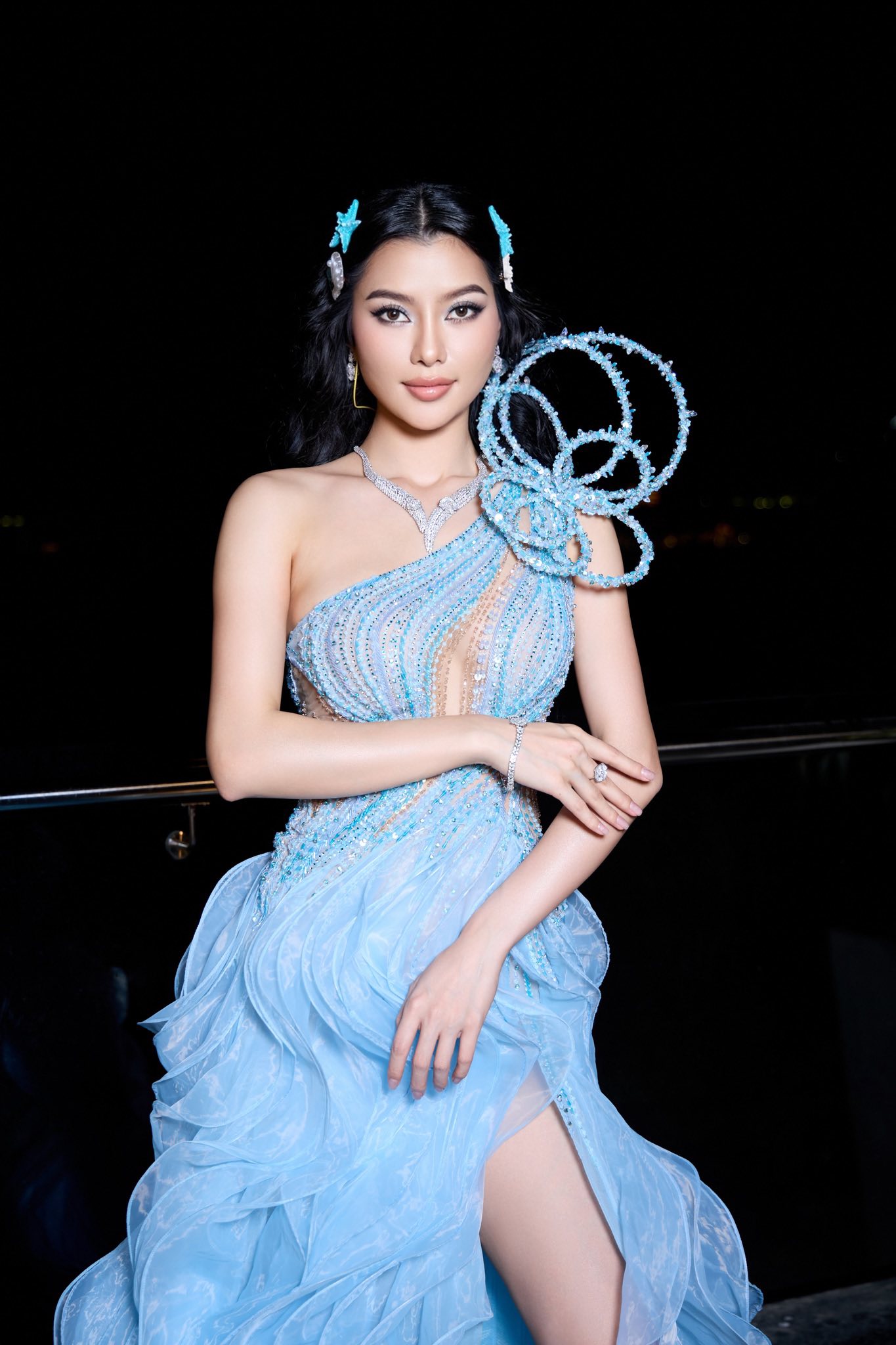 Sắc vóc của cô gái cao 1,79 sau 2 năm giành á hậu Miss Cosmo Vietnam - Ảnh 5.