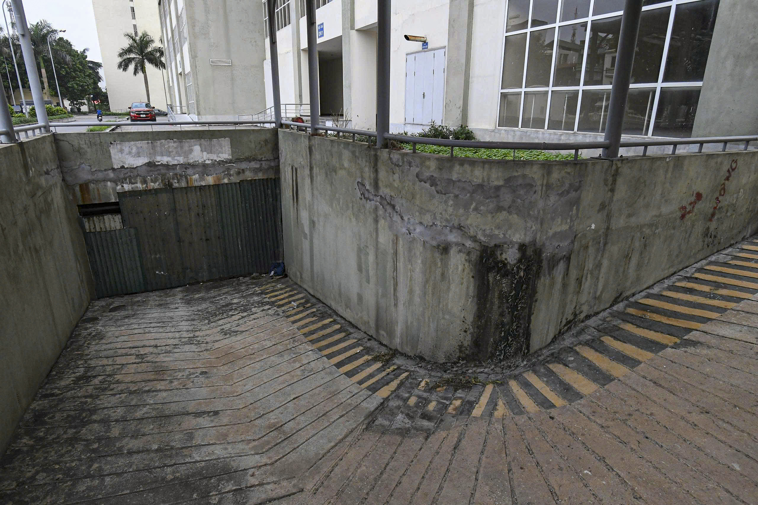 Hiện trạng khu đất tái định cư cho người dân ven hồ Hoàn Kiếm sau khi di dời- Ảnh 6. Hiện trạng khu đất tái định cư cho người dân ven hồ Hoàn Kiếm sau khi di dời- Ảnh 6.