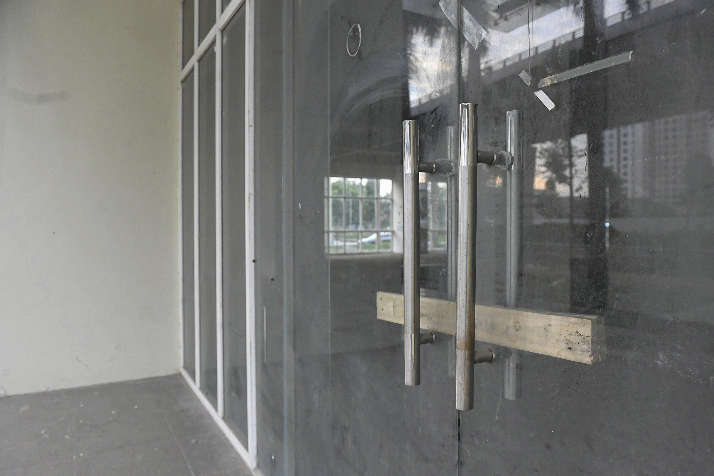 Hiện trạng khu đất tái định cư cho người dân ven hồ Hoàn Kiếm sau khi di dời- Ảnh 7. Hiện trạng khu đất tái định cư cho người dân ven hồ Hoàn Kiếm sau khi di dời- Ảnh 7.