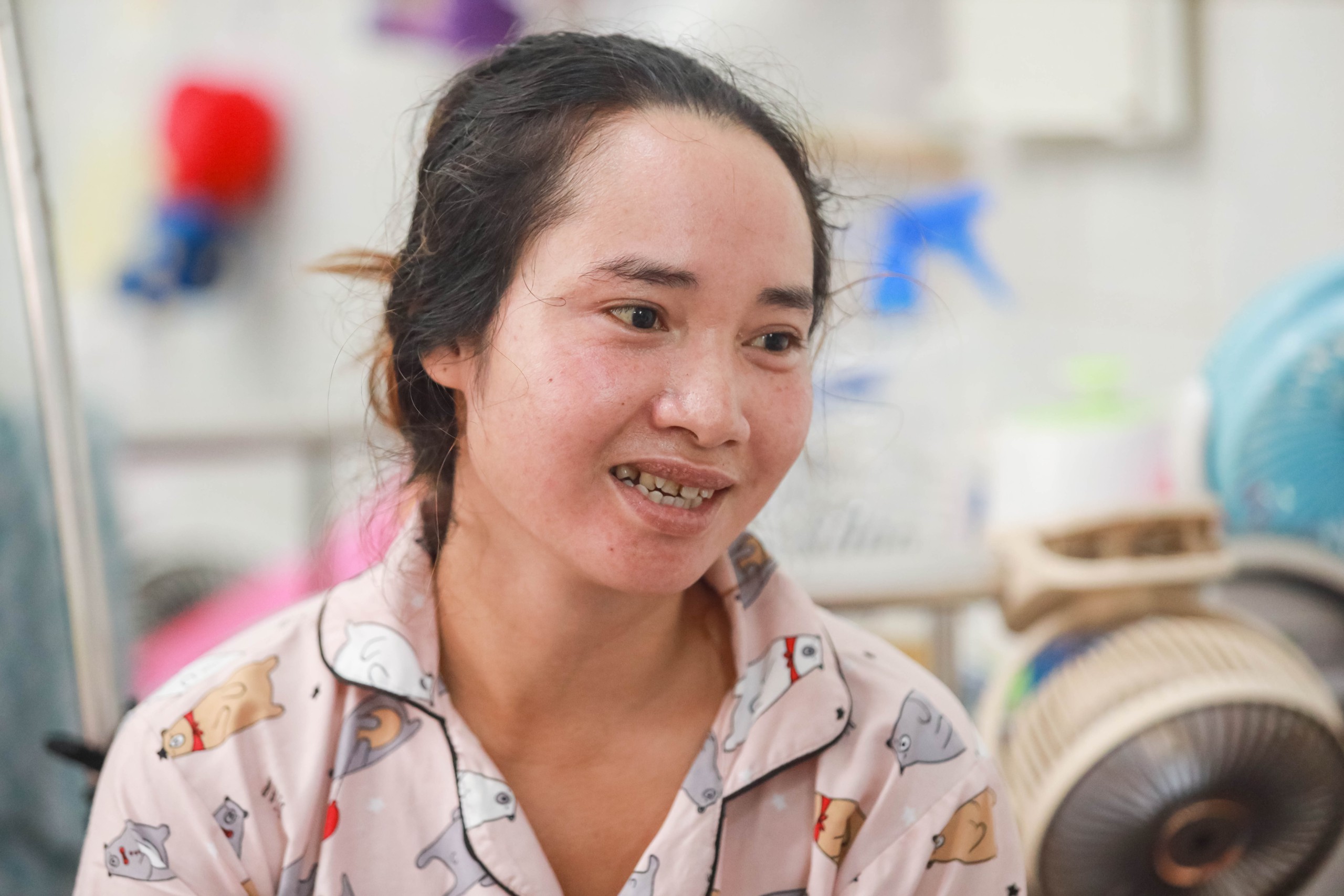 Con muốn sống: Bé trai ung thư 'xin mẹ sinh em khác để con được chết'- Ảnh 2. Con muốn sống: Bé trai ung thư 'xin mẹ sinh em khác để con được chết'- Ảnh 2.