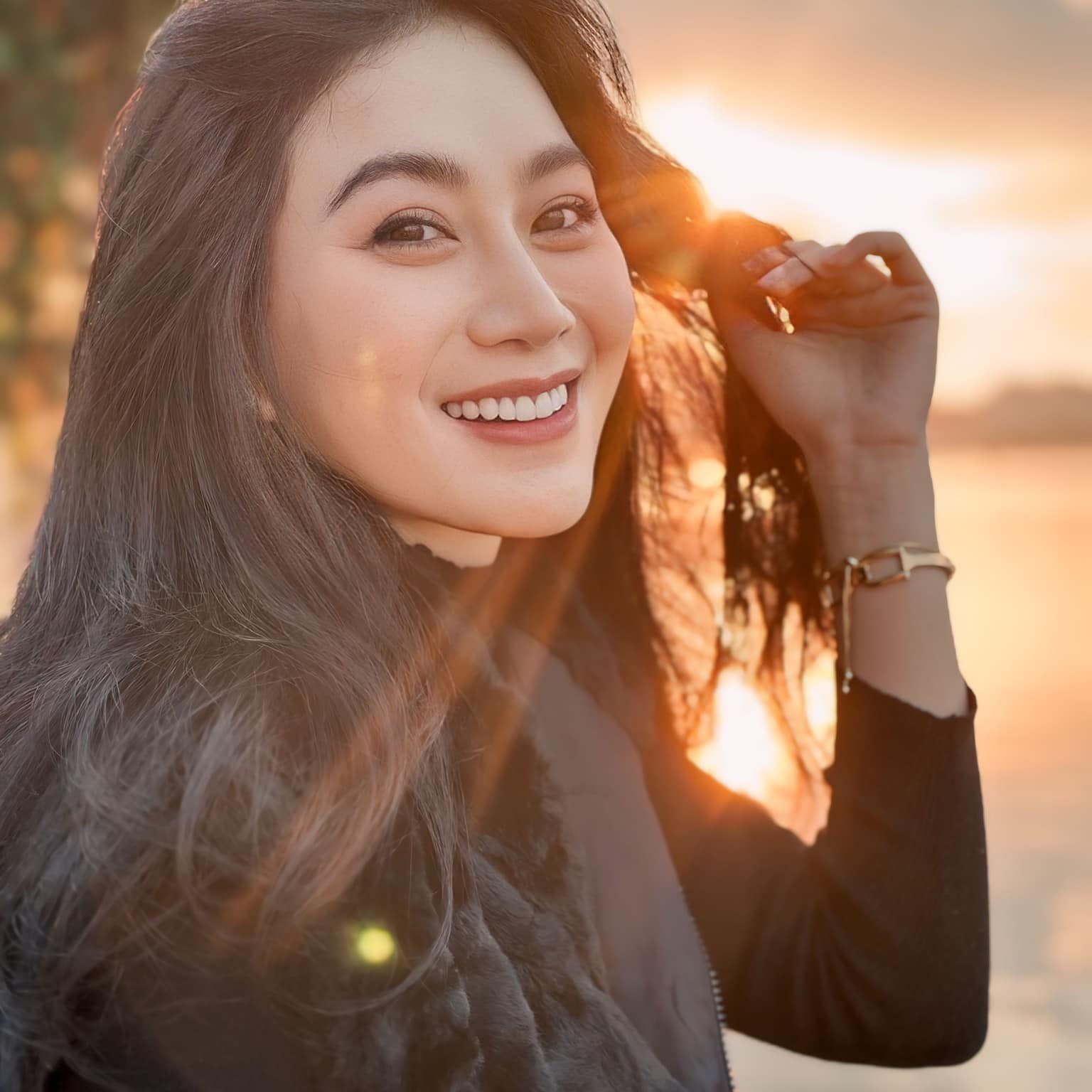 Xôn xao hình ảnh Phi Ngọc Ánh mặt đầy máu me, cầu cứu trên livestream - Ảnh 2.