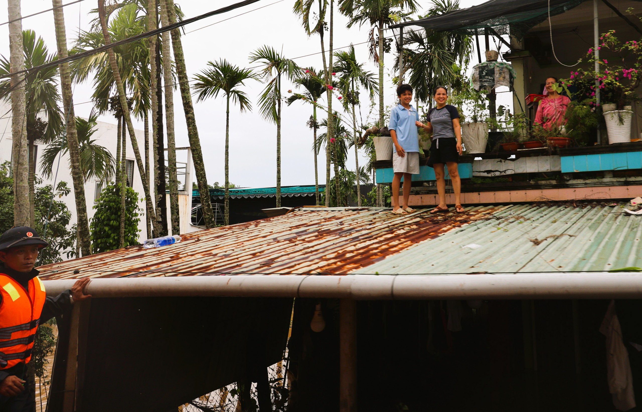 Cuộc sống trong vùng mưa lụt Hội An- Ảnh 18. Cuộc sống trong vùng mưa lụt Hội An- Ảnh 18.