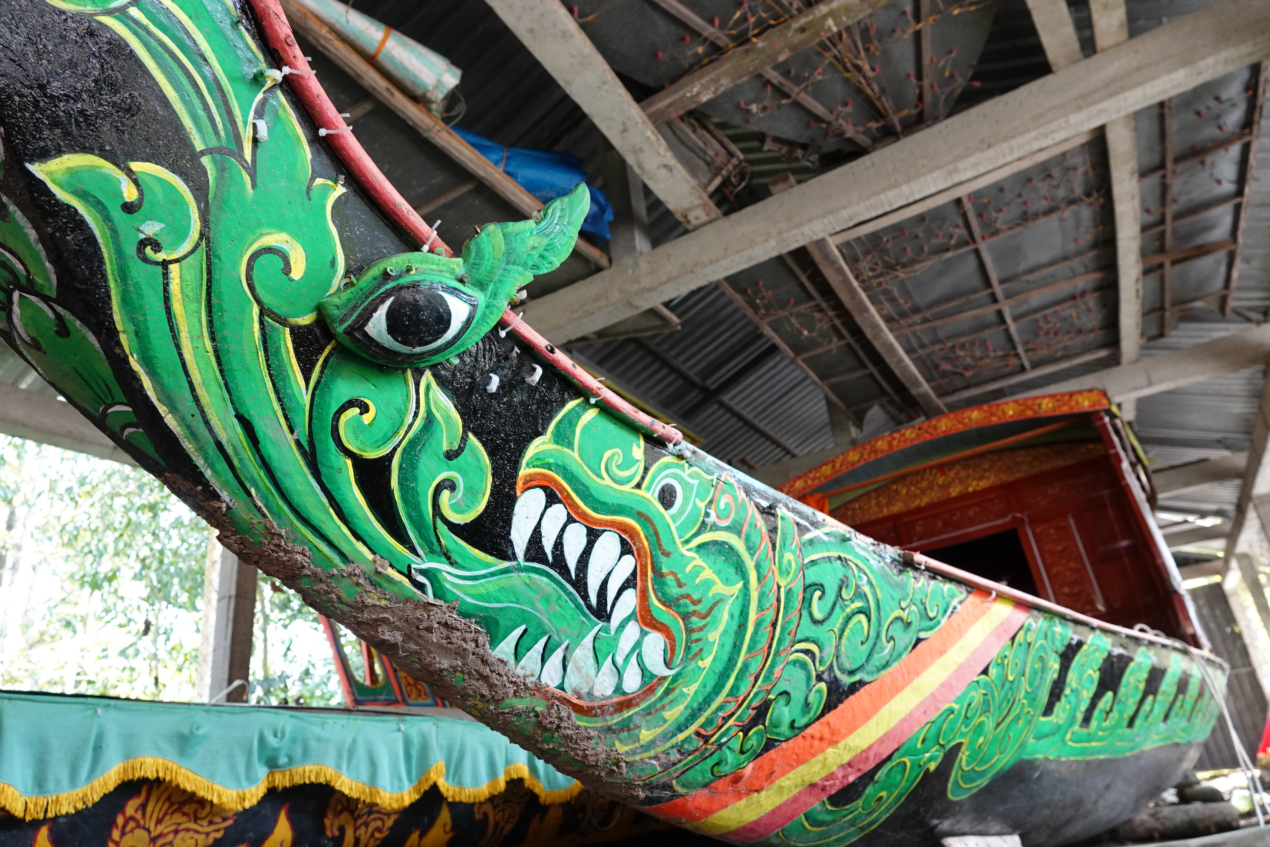 Chiêm ngưỡng ghe cà hâu hơn 300 năm tuổi của đồng bào Khmer Nam bộ - Ảnh 4.