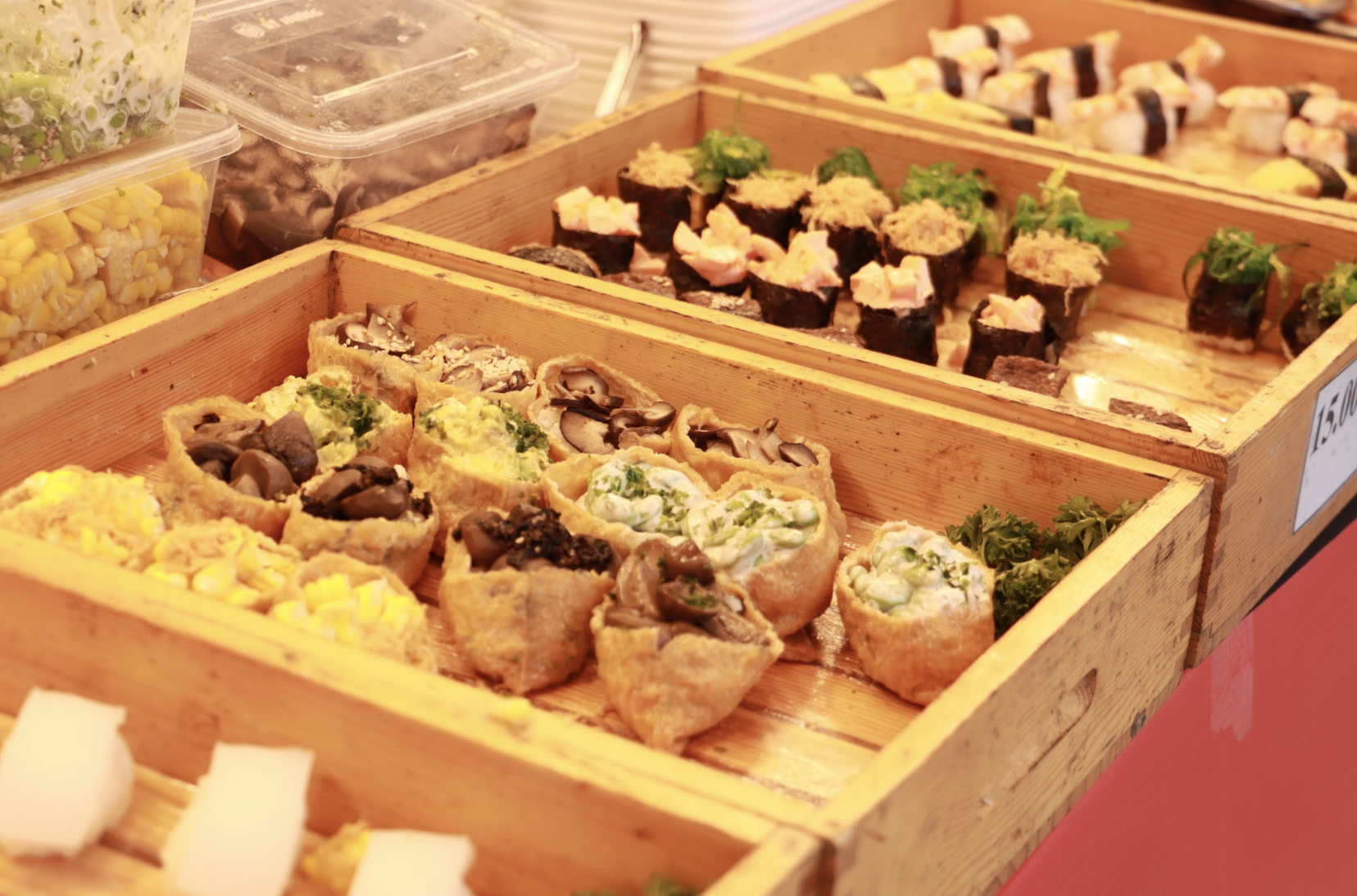 Ngày đầu lễ hội ẩm thực chay ở TP.HCM: Hấp dẫn hàng trăm món 'đẹp như tranh'- Ảnh 10. Ngày đầu lễ hội ẩm thực chay ở TP.HCM: Hấp dẫn hàng trăm món 'đẹp như tranh'- Ảnh 10.