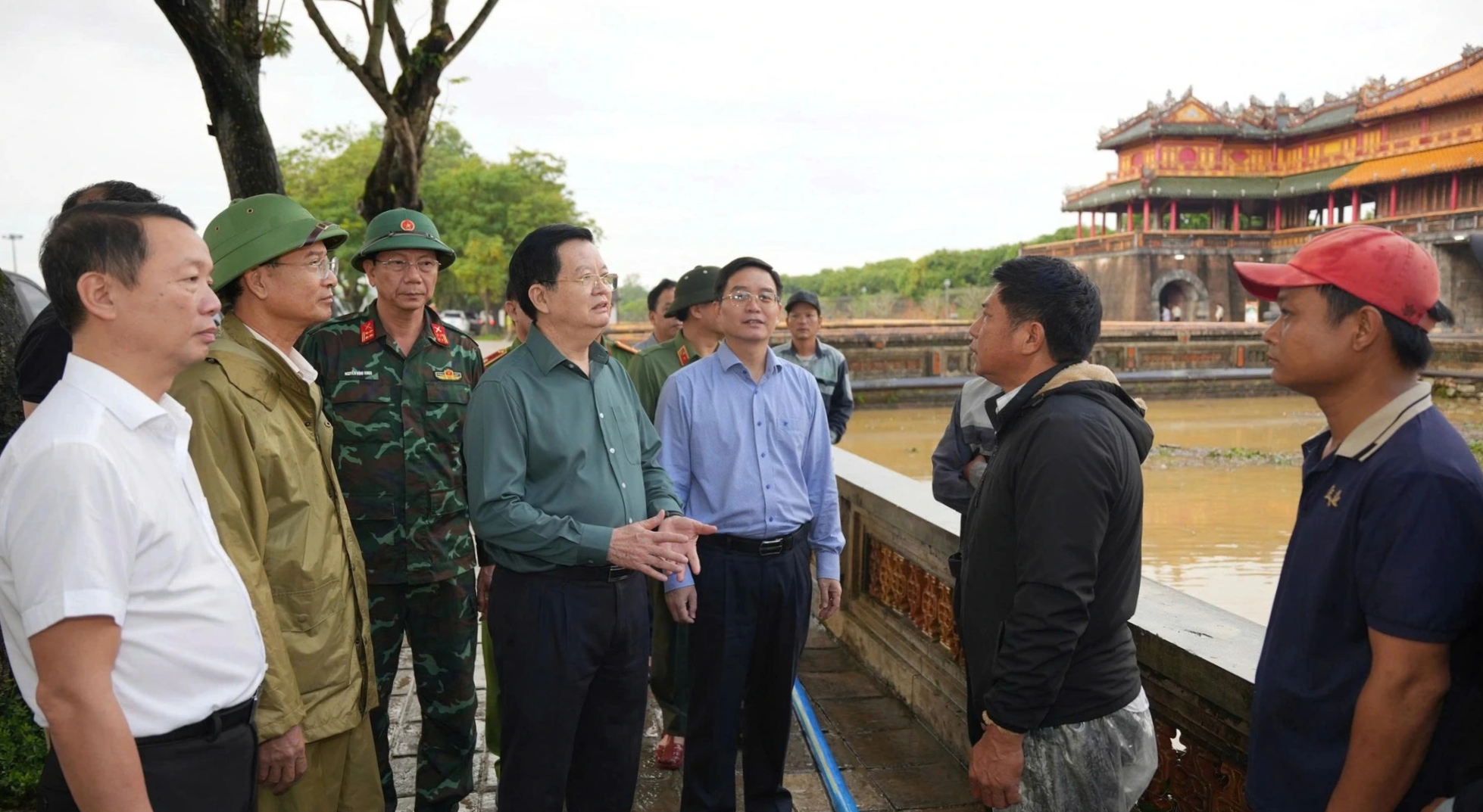 - Ảnh 1.  - Ảnh 1.