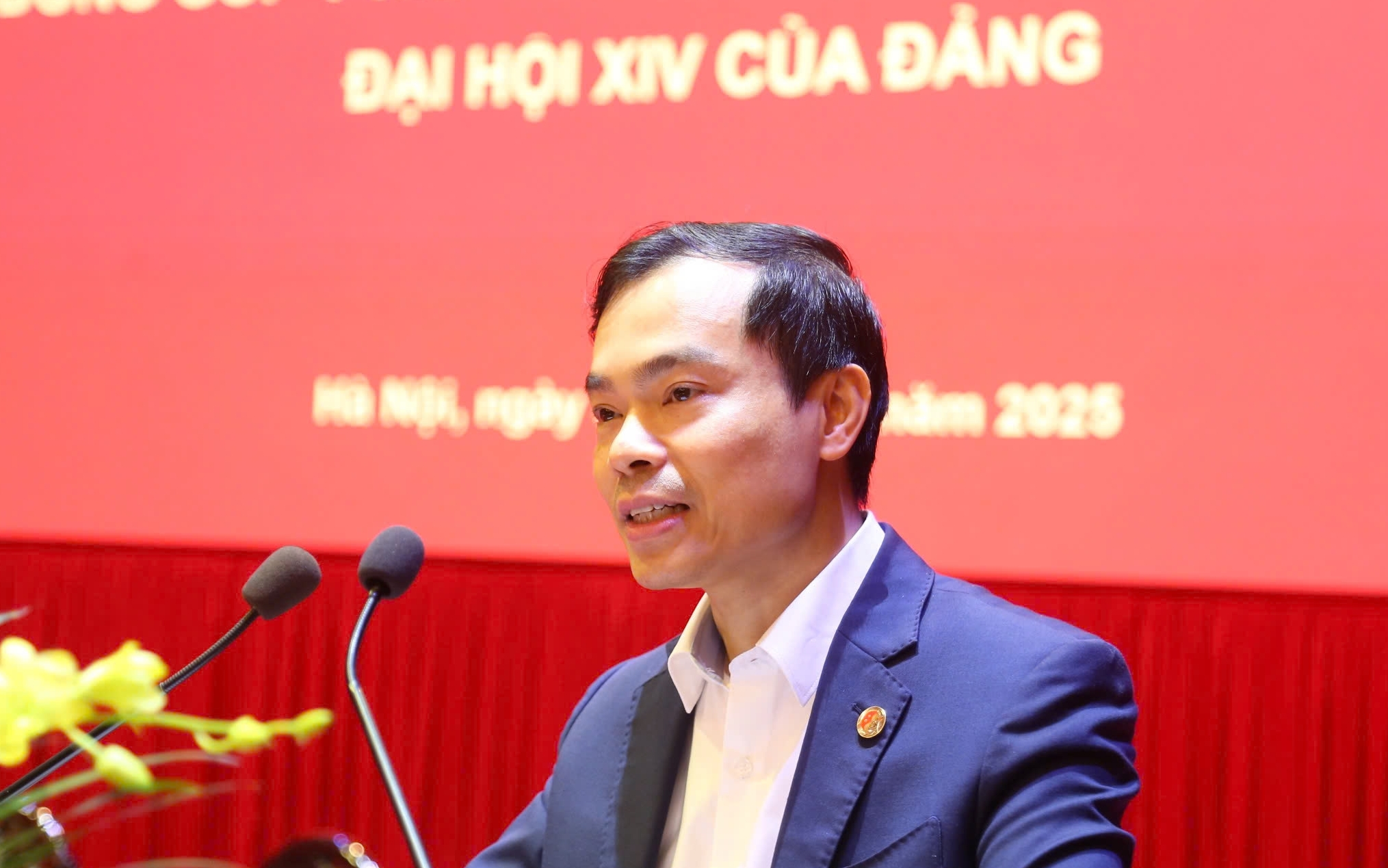 Den existentiella utmaningen är fällan för  Thách thức hiện hữu là bẫy ‘tư duy trung bình'- Ảnh 1.