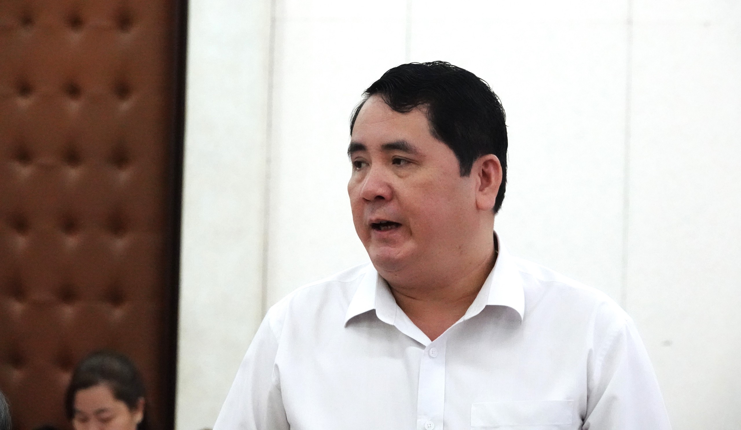 TP . HCM thừa công chức: Sở Nội vụ đề xuất sắp xếp hơn 1 . 000 Cán bộ dư thừa - Ảnh 1. TP . HCM thừa công chức: Sở Nội vụ đề xuất sắp xếp hơn 1 . 000 Cán bộ dư thừa - Ảnh 1.