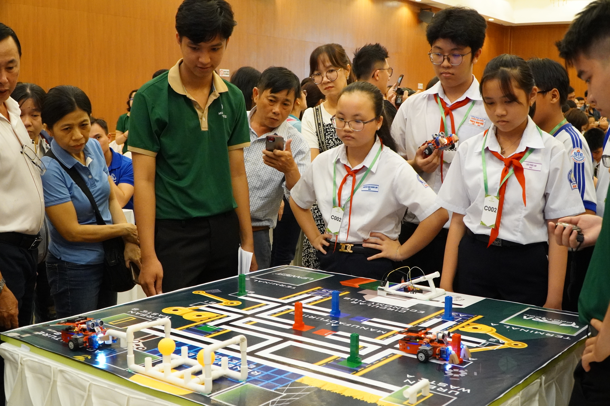 Cần Thơ tìm học sinh giỏi Robothon - Ảnh 2.