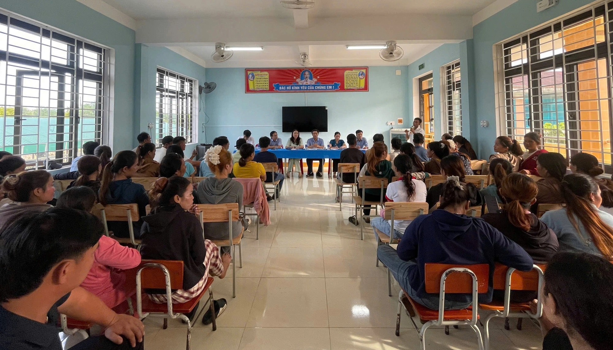 - រូបថត ២. - Ảnh 2.