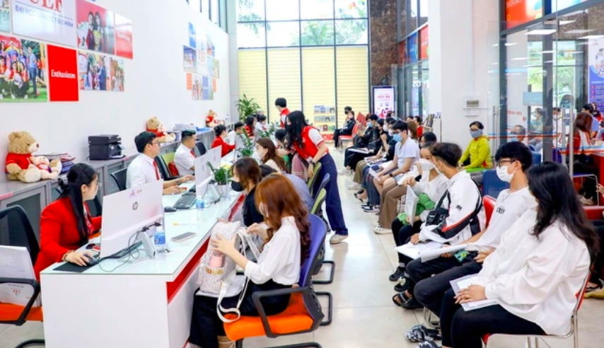 Tỷ lệ nhập học, thôi học, tốt nghiệp ĐH…