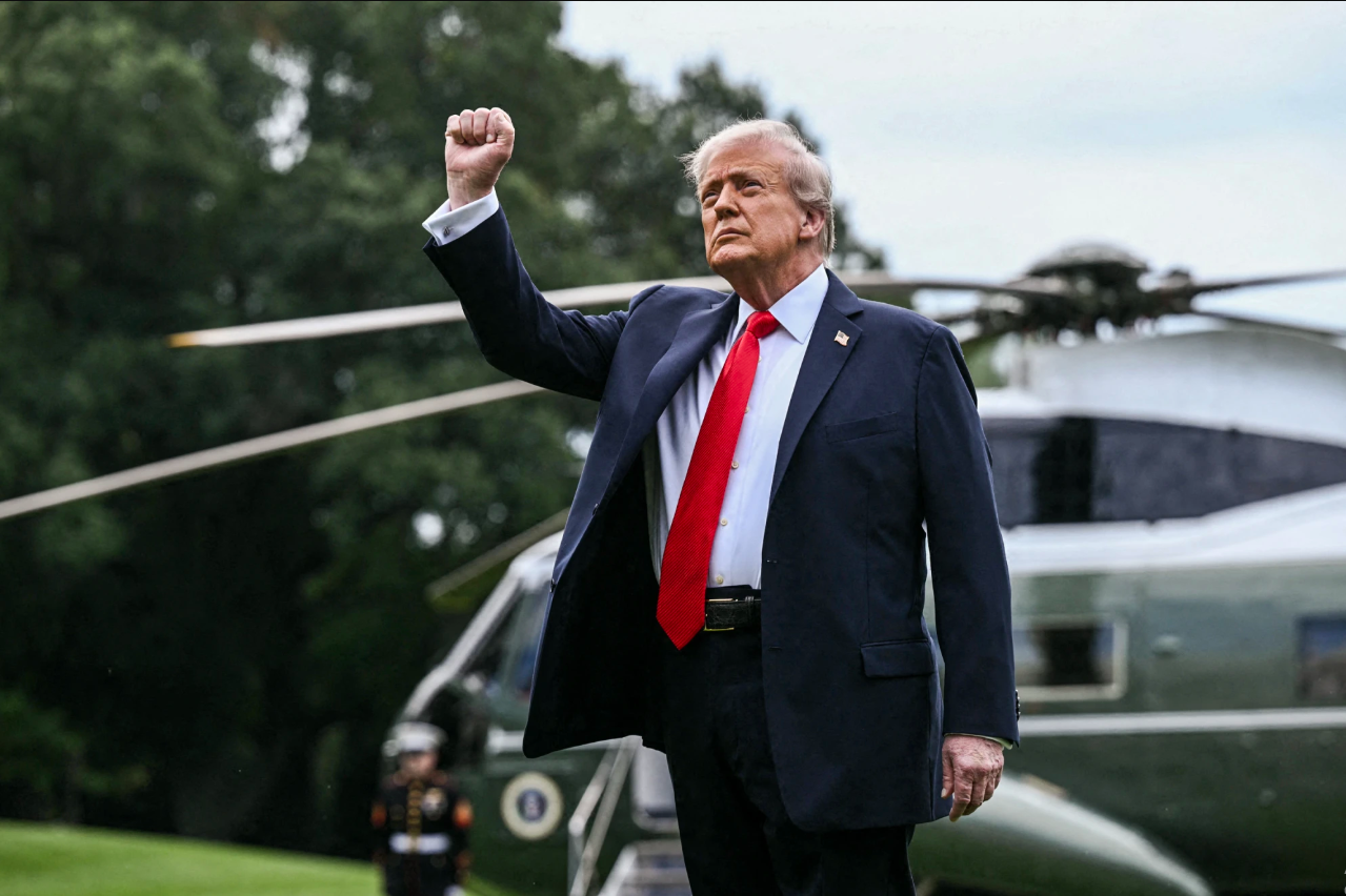 Đồng xu Trump kỷ niệm 250 năm lập quốc Mỹ ra mắt thiết kế độc đáo - Ảnh 1.