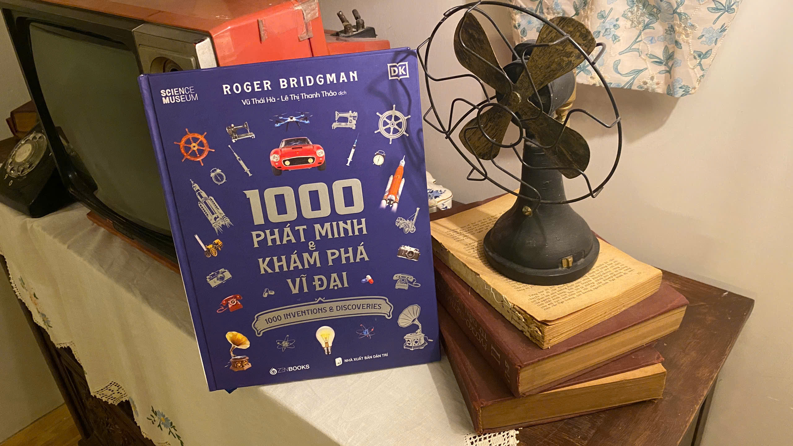 Orta Sonbahar Festivali'nde çocuklara yönelik güzel kitaplardan oluşan 'Dörtlü' kitap - Fotoğraf 1. 'Bộ tứ' sách hay cho thiếu nhi mùa trung thu- Ảnh 1.