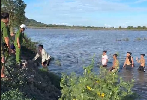 An Giang khẩn trương truy bắt các học v…