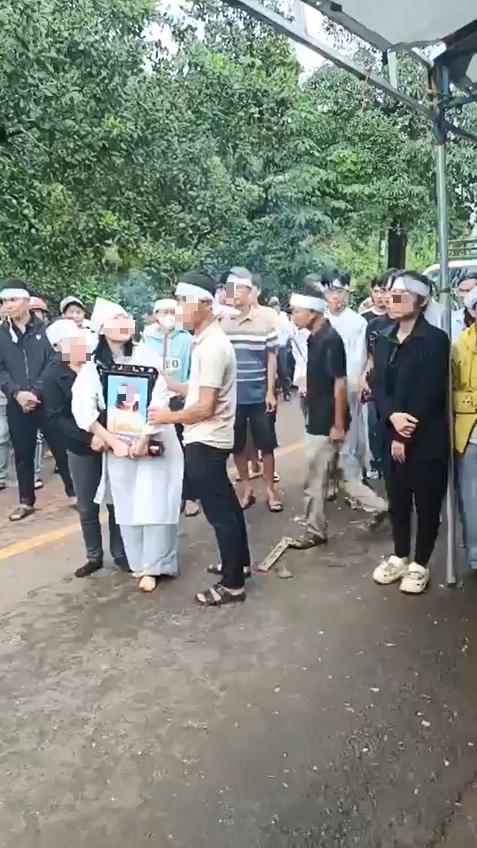 Vụ 3 người trong một gia đình tử vong: Tiếc thương 2 vợ chồng hiền lành- Ảnh 2.
