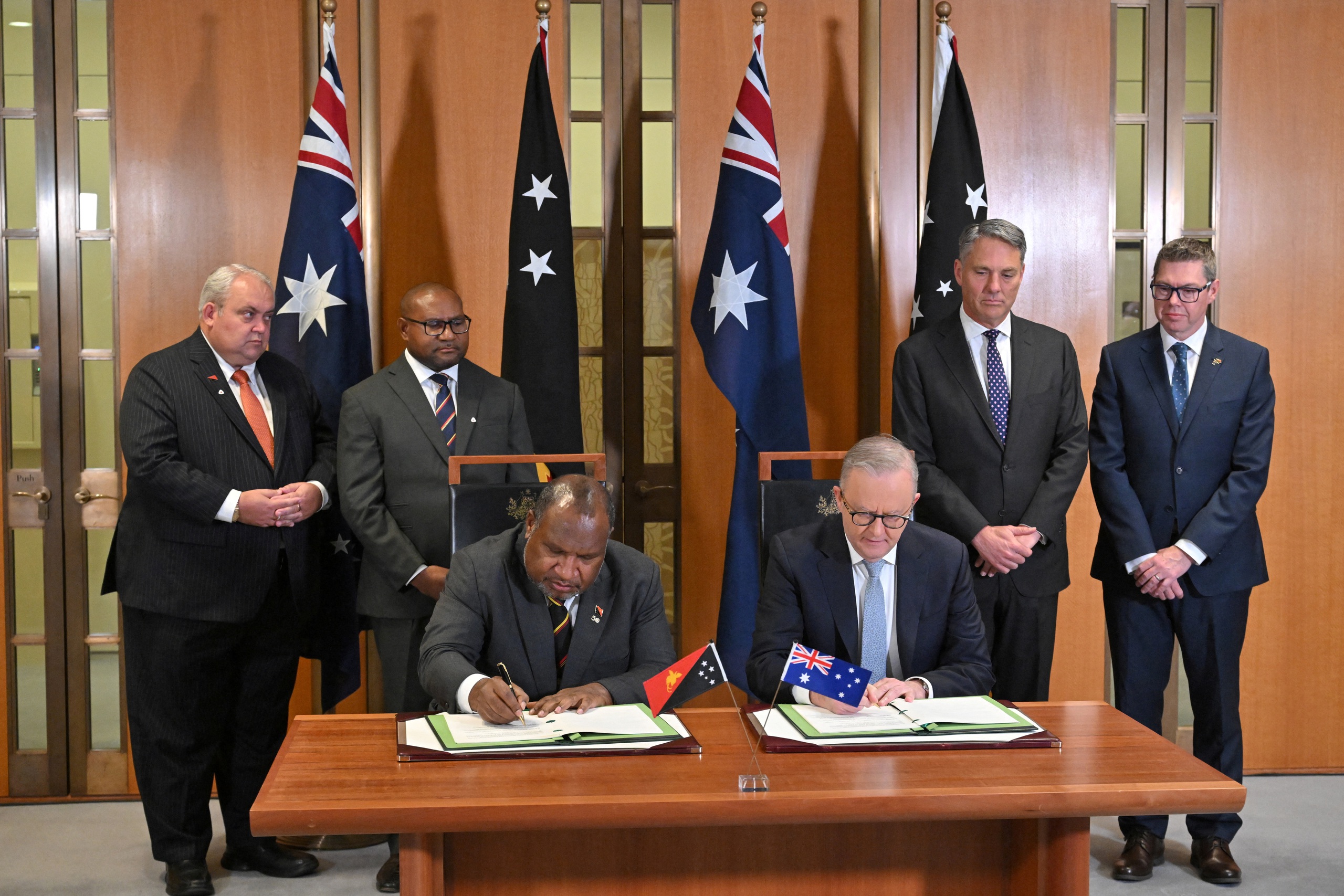 Úc và Papua New Guinea chính thức thành đồng minh, bảo vệ nhau nếu bị tấn công - Ảnh 2.