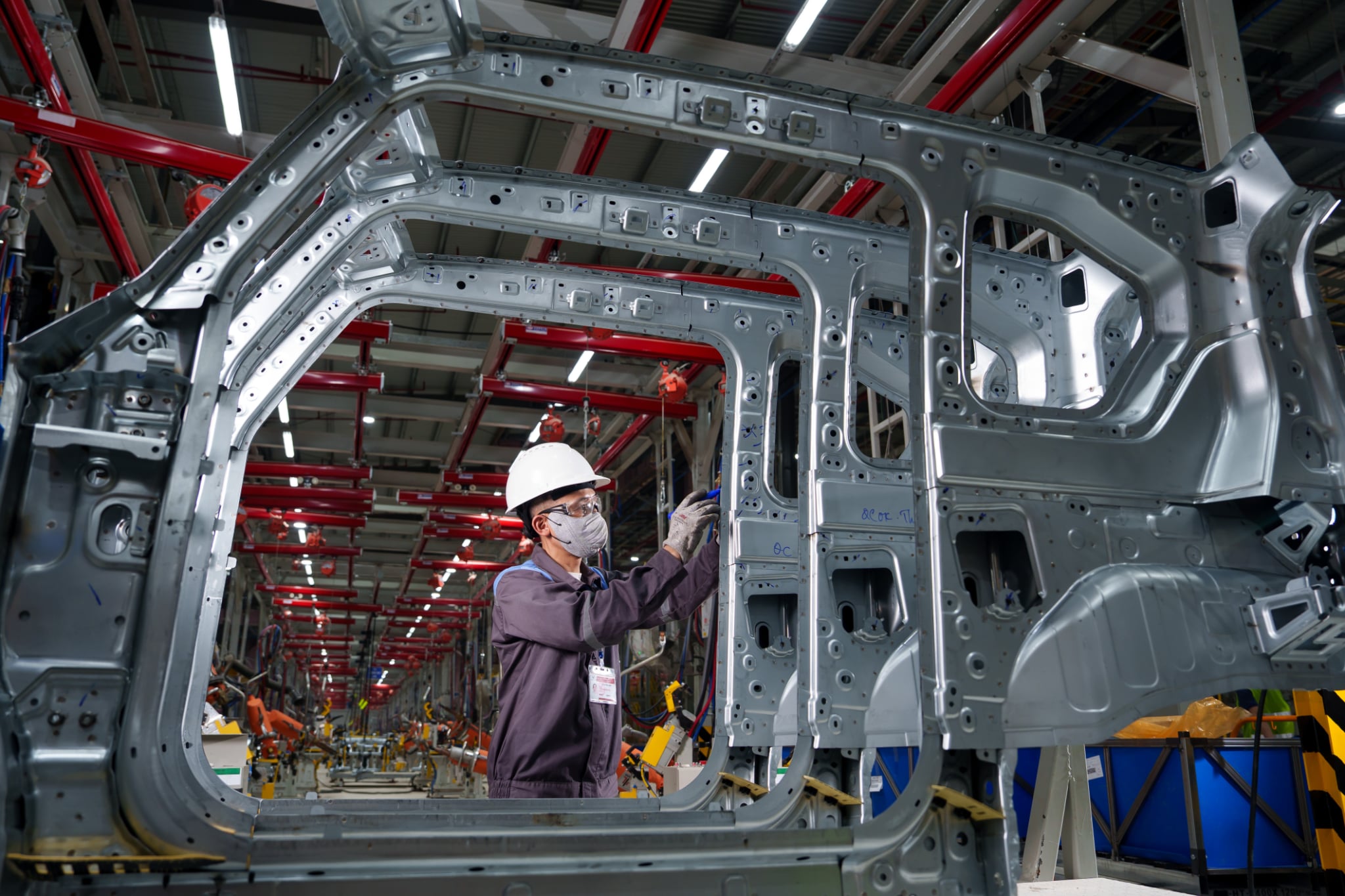Vingroup lập công ty thép, tự chủ nguồn cung cho loạt dự án đường sắt 'khủng'- Ảnh 2. Vingroup lập công ty thép, tự chủ nguồn cung cho loạt dự án đường sắt 'khủng'- Ảnh 2.