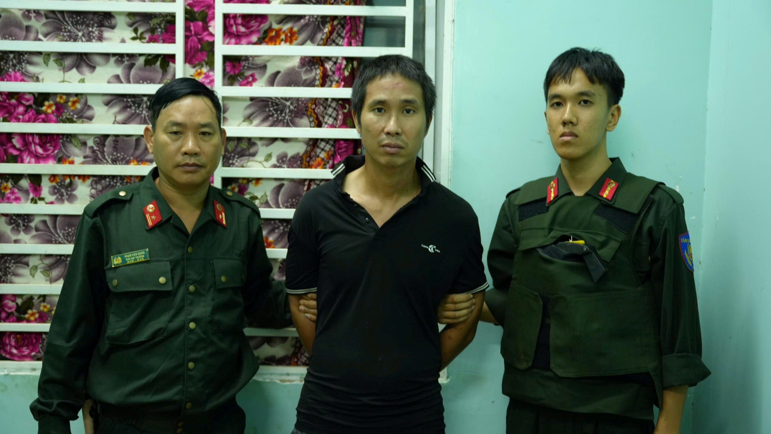 Bộ Công an thưởng tiền và xe máy cho 5 người có tin tố giác tội phạm - Ảnh 3.