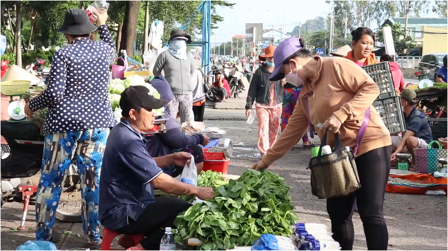 Bài toán chính sách và an sinh đô thị -…